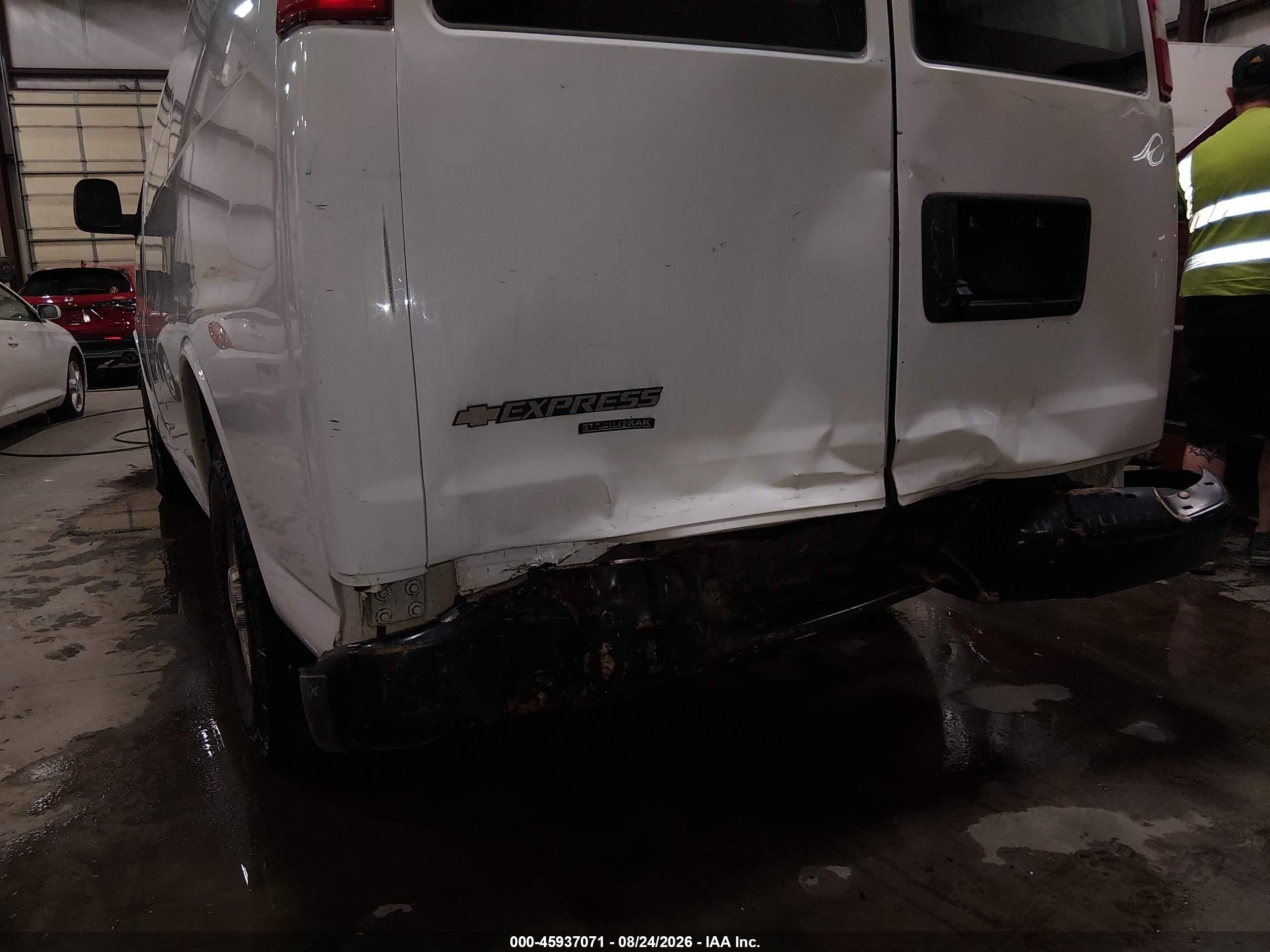 2016 Chevrolet Express 2500 Work Van Белый vin: 1GCWGAFF1G1290678