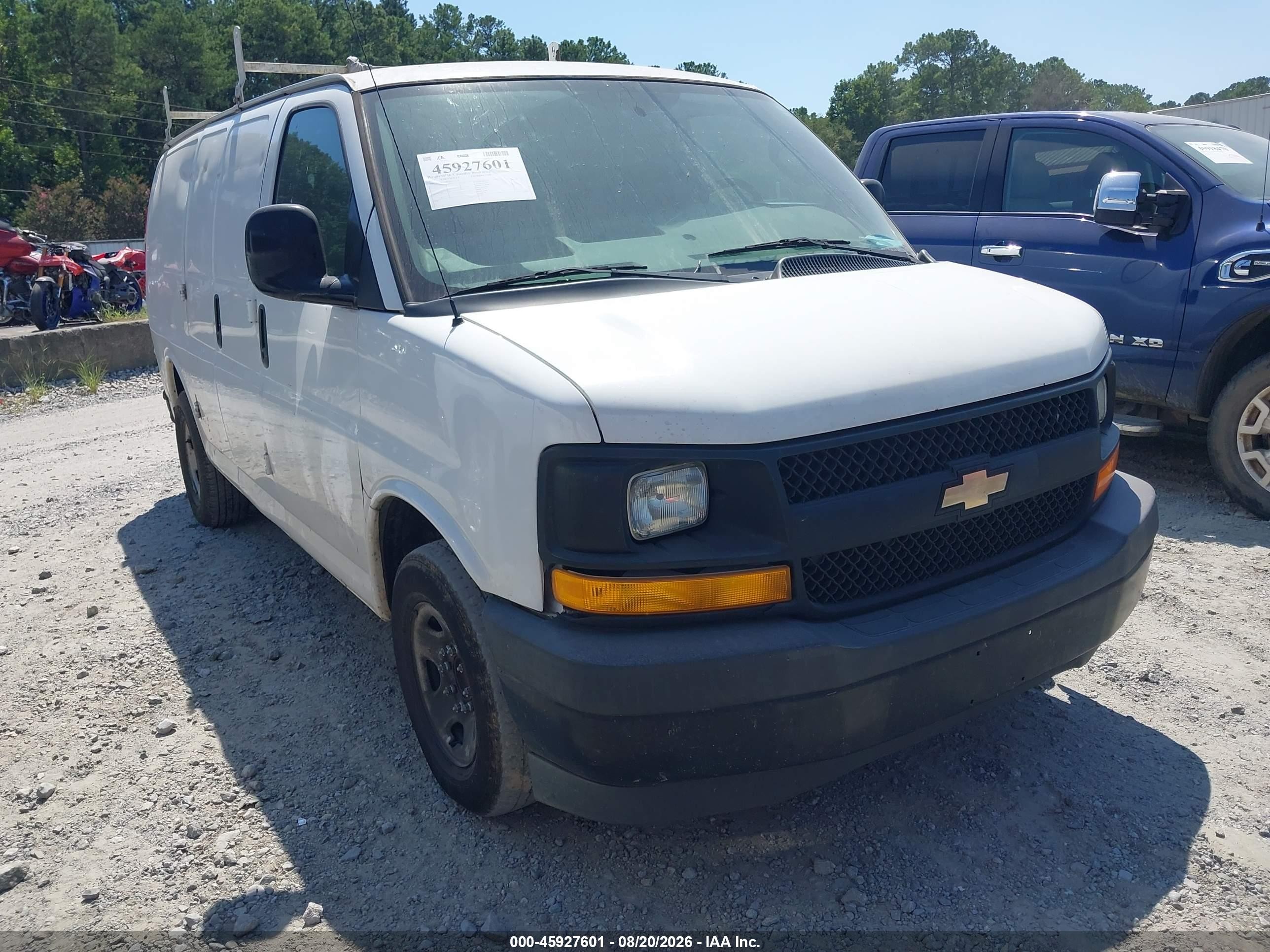 2017 Chevrolet Express 2500 Work Van White vin: 1GCWGAFF5H1127128