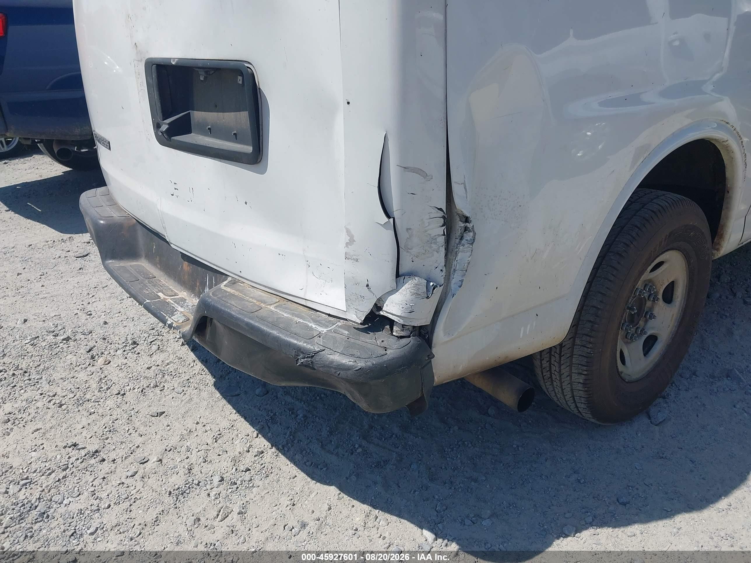 2017 Chevrolet Express 2500 Work Van White vin: 1GCWGAFF5H1127128
