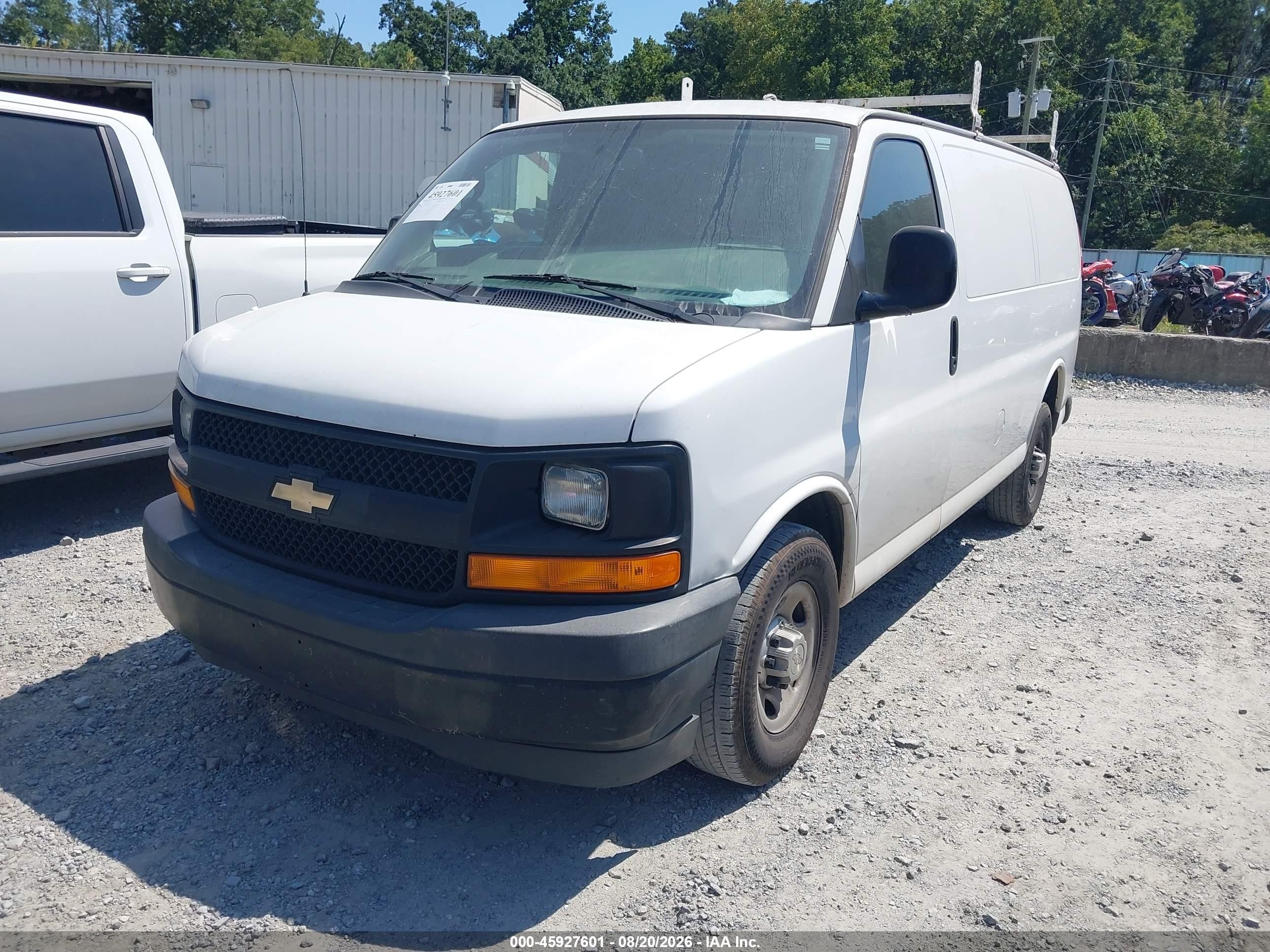 2017 Chevrolet Express 2500 Work Van White vin: 1GCWGAFF5H1127128