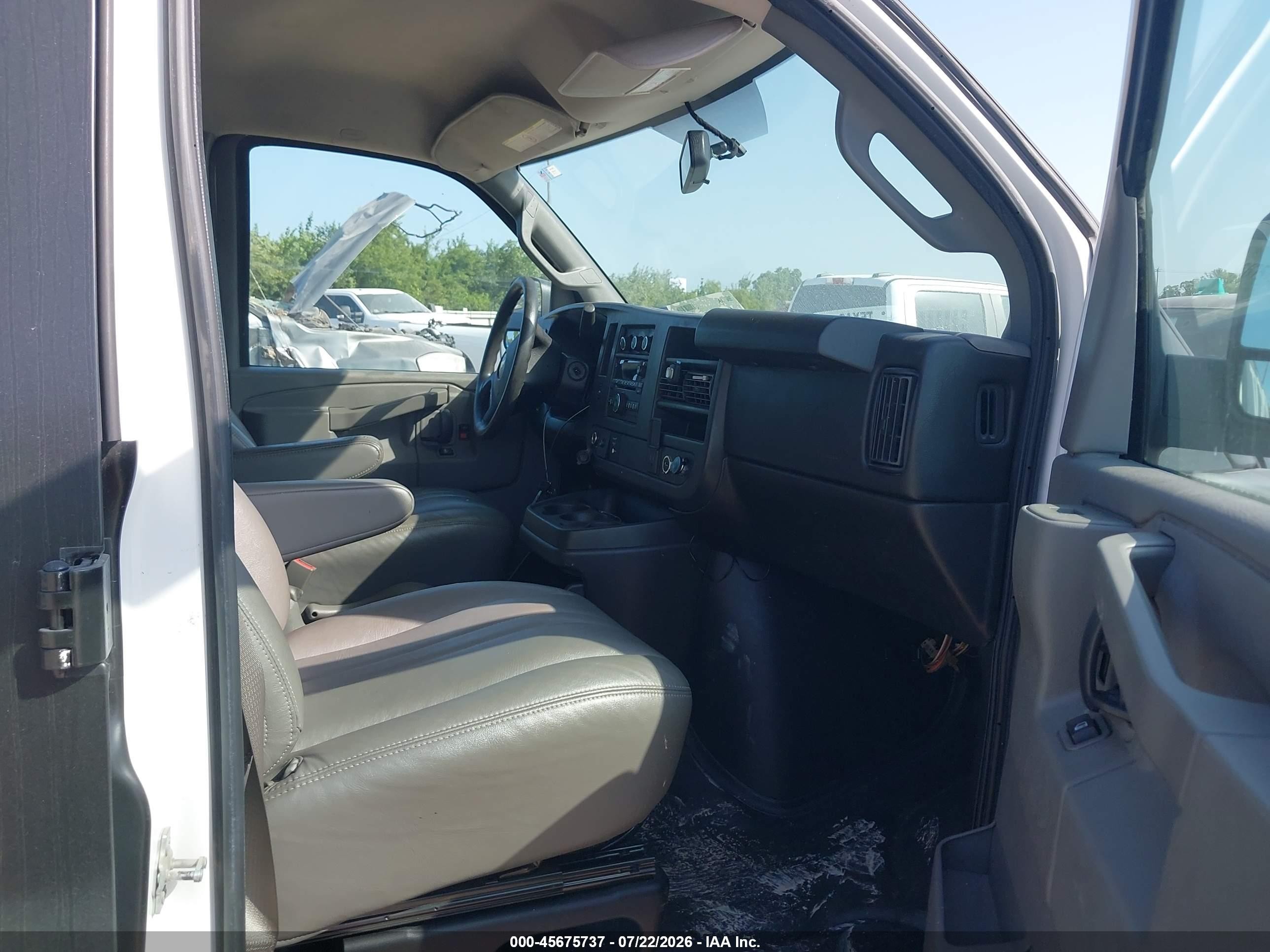 2017 Chevrolet Express 2500 Work Van Черный vin: 1GCWGAFF8H1128631