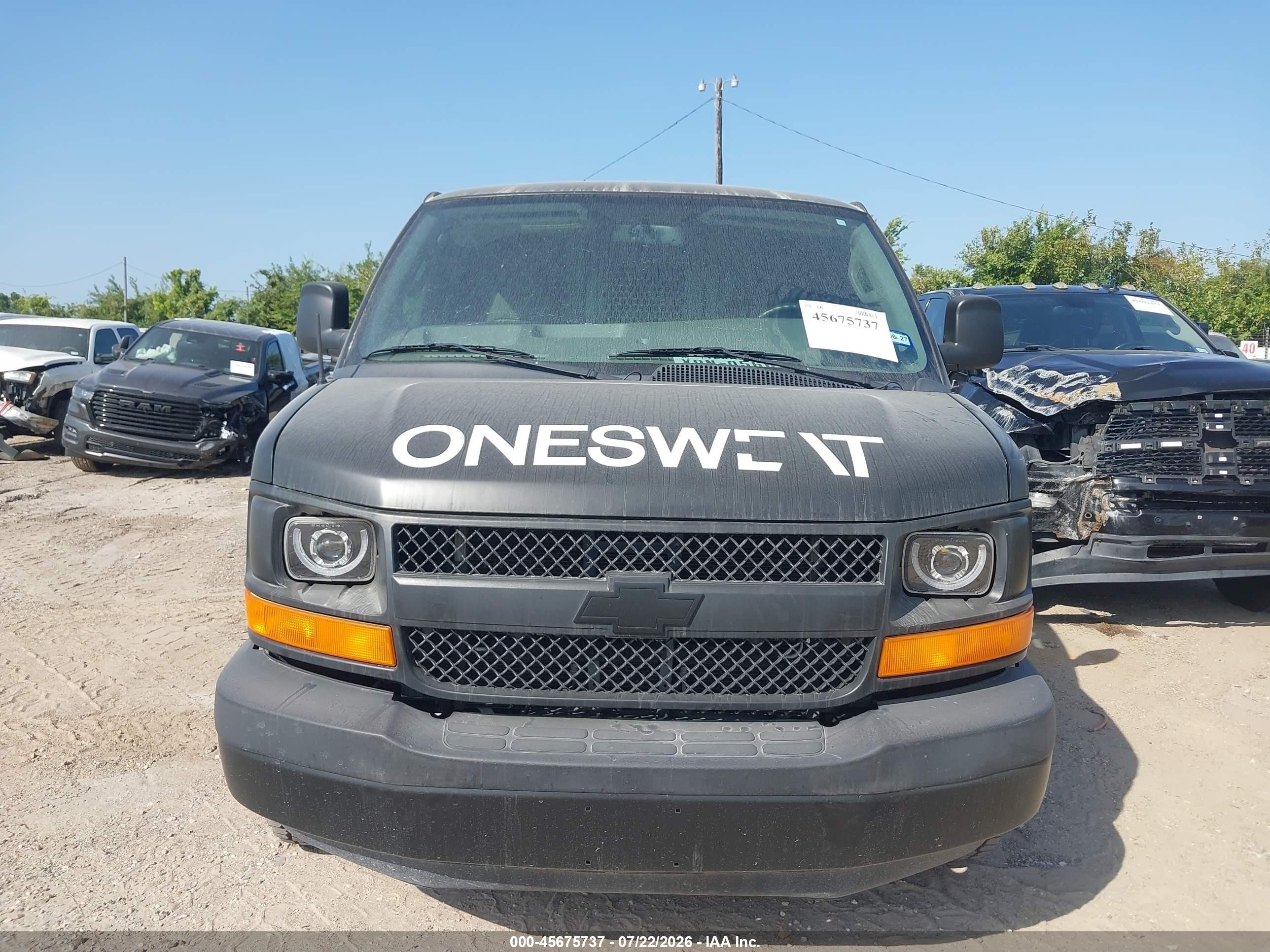2017 Chevrolet Express 2500 Work Van Черный vin: 1GCWGAFF8H1128631
