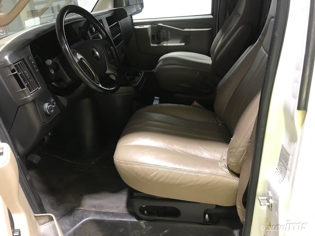 2017 Chevrolet Express Cargo Van Unknown vin: 1GCWGAFF9H1338753