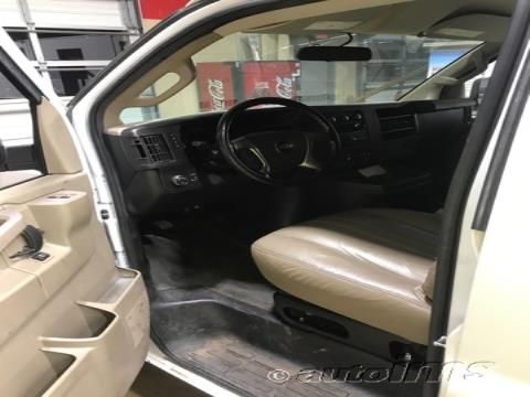 2017 Chevrolet Express Cargo Van Unknown vin: 1GCWGAFF9H1338753