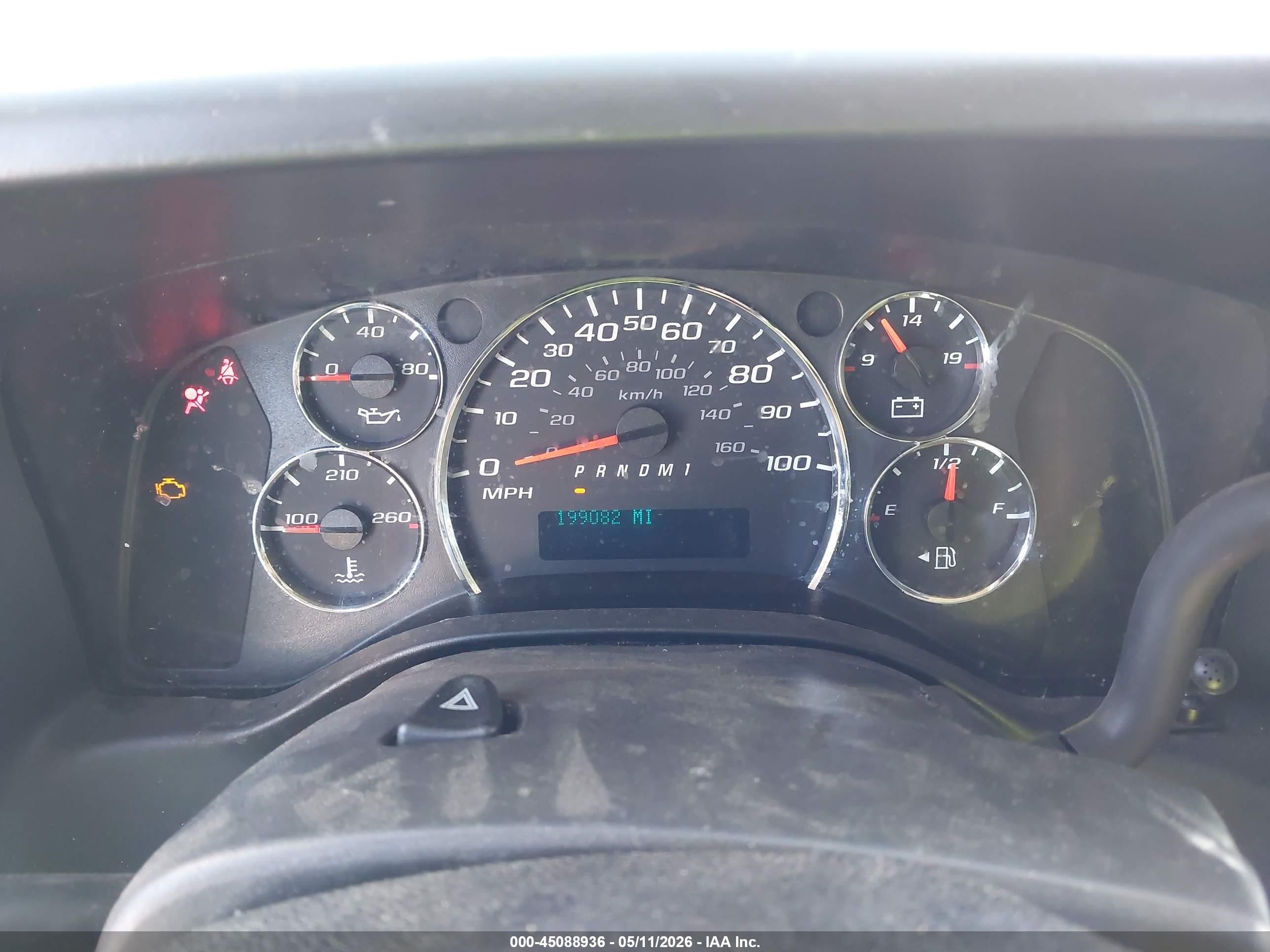 2018 Chevrolet Express 2500 Work Van White vin: 1GCWGAFG6J1905127