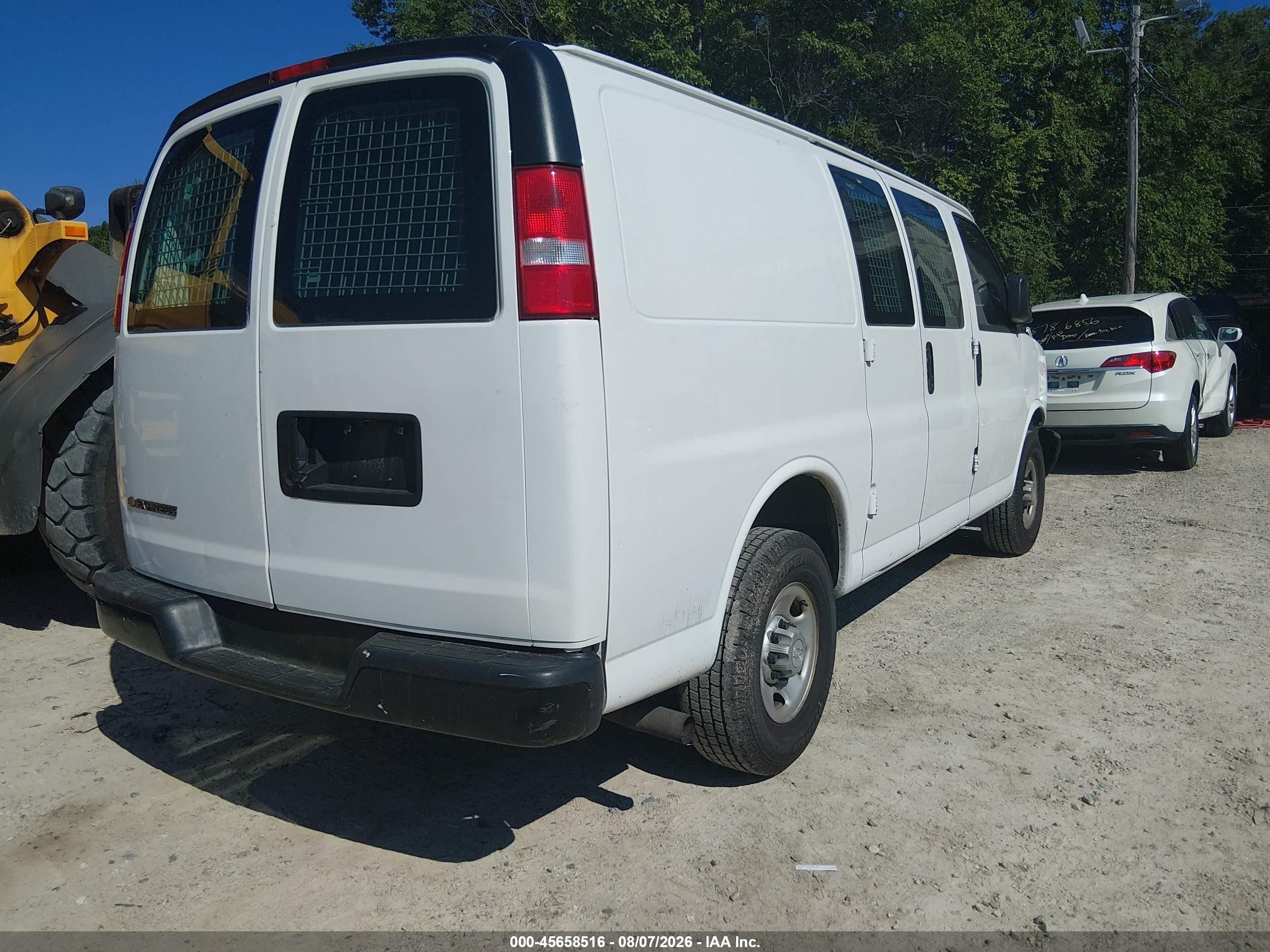 2020 Chevrolet Express Cargo Rwd 2500 Regular Wheelbase Wt White vin: 1GCWGAFP0L1125174