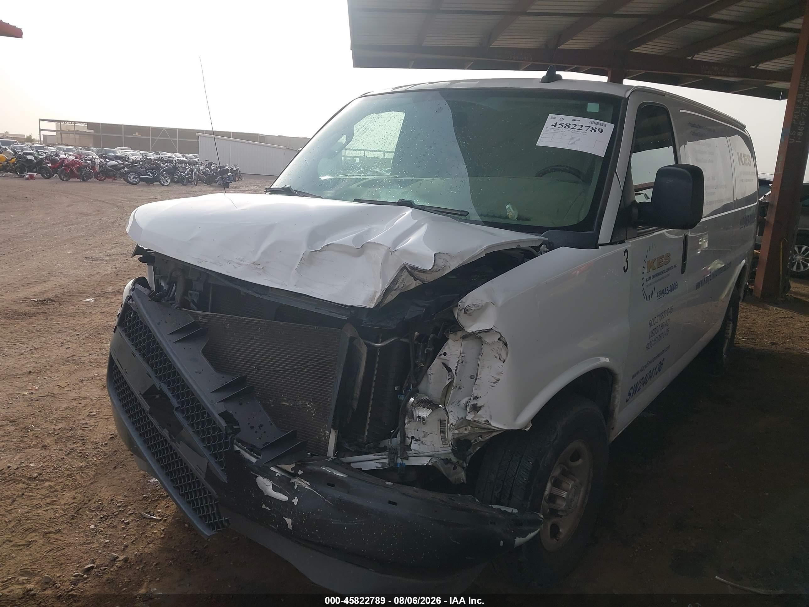 2022 Chevrolet Express Cargo Rwd 2500 Regular Wheelbase Wt White vin: 1GCWGAFP2N1202324