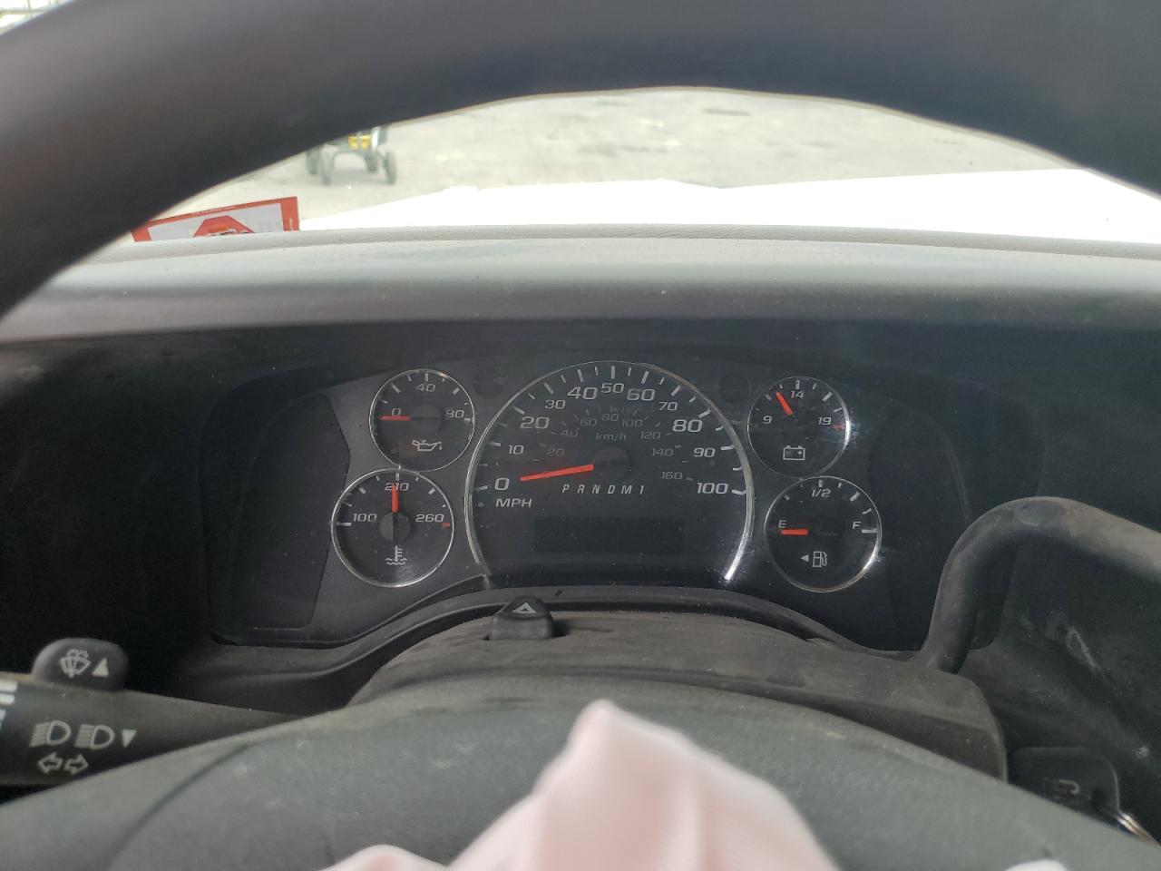 2018 Chevrolet Express G2500 White vin: 1GCWGAFP6J1276565