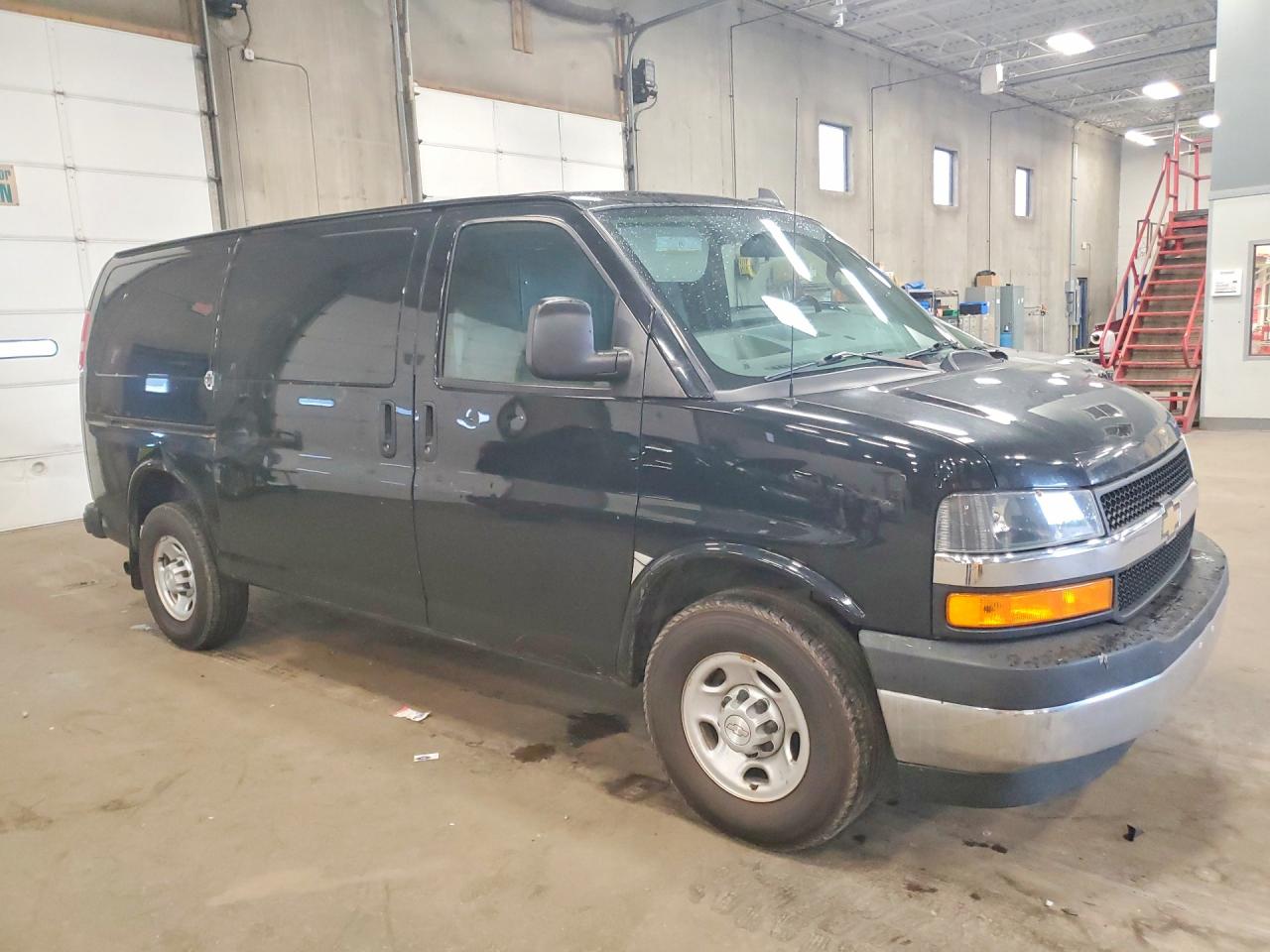 2018 Chevrolet Express G2500 Black vin: 1GCWGAFP7J1186065