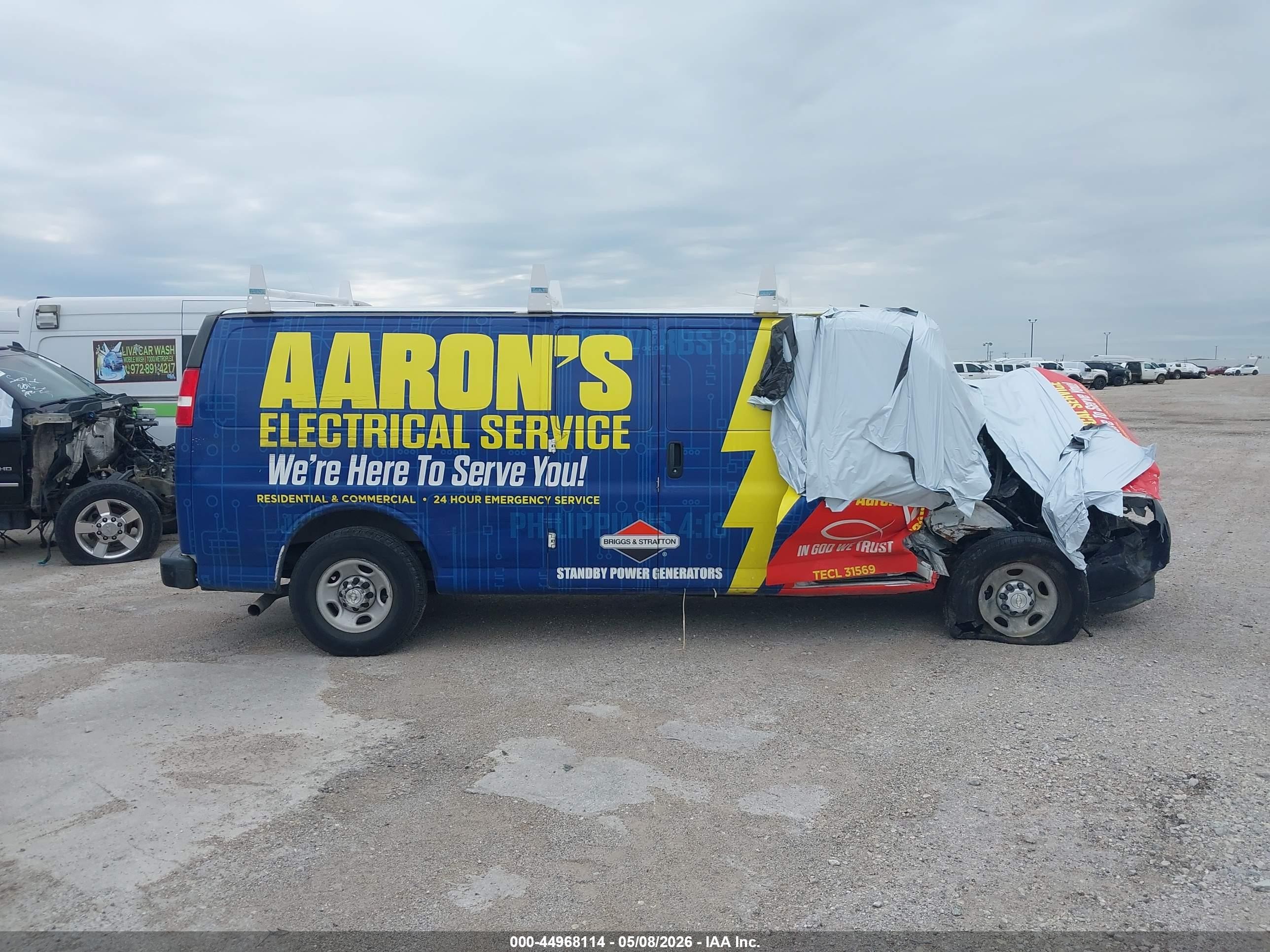 2020 Chevrolet Express G2500   White vin: 1GCWGBFPXL1273791
