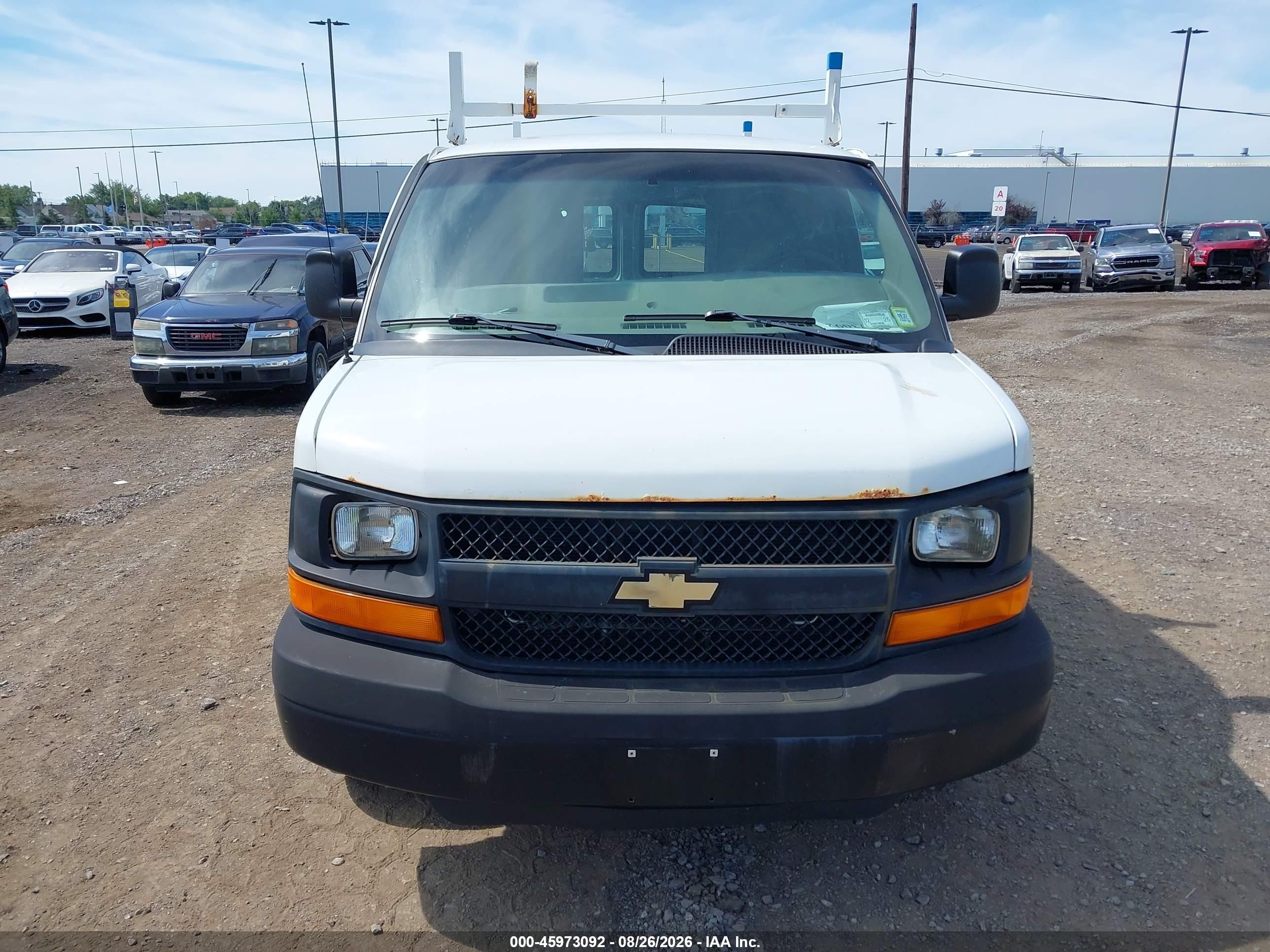 2014 Chevrolet Express 2500 Work Van White vin: 1GCWGFBA2E1135996