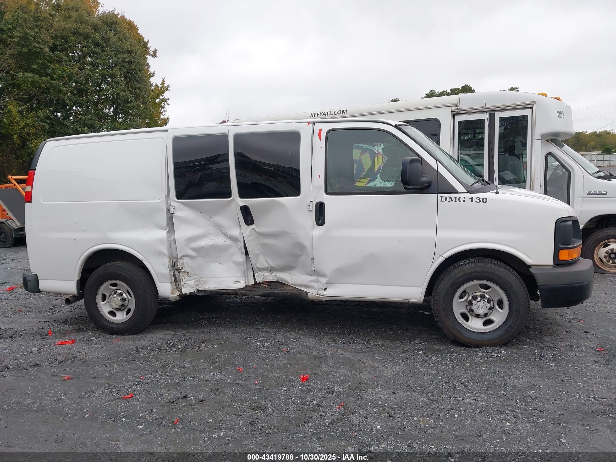 2014 Chevrolet Express 2500 Work Van White vin: 1GCWGFBA2E1203617