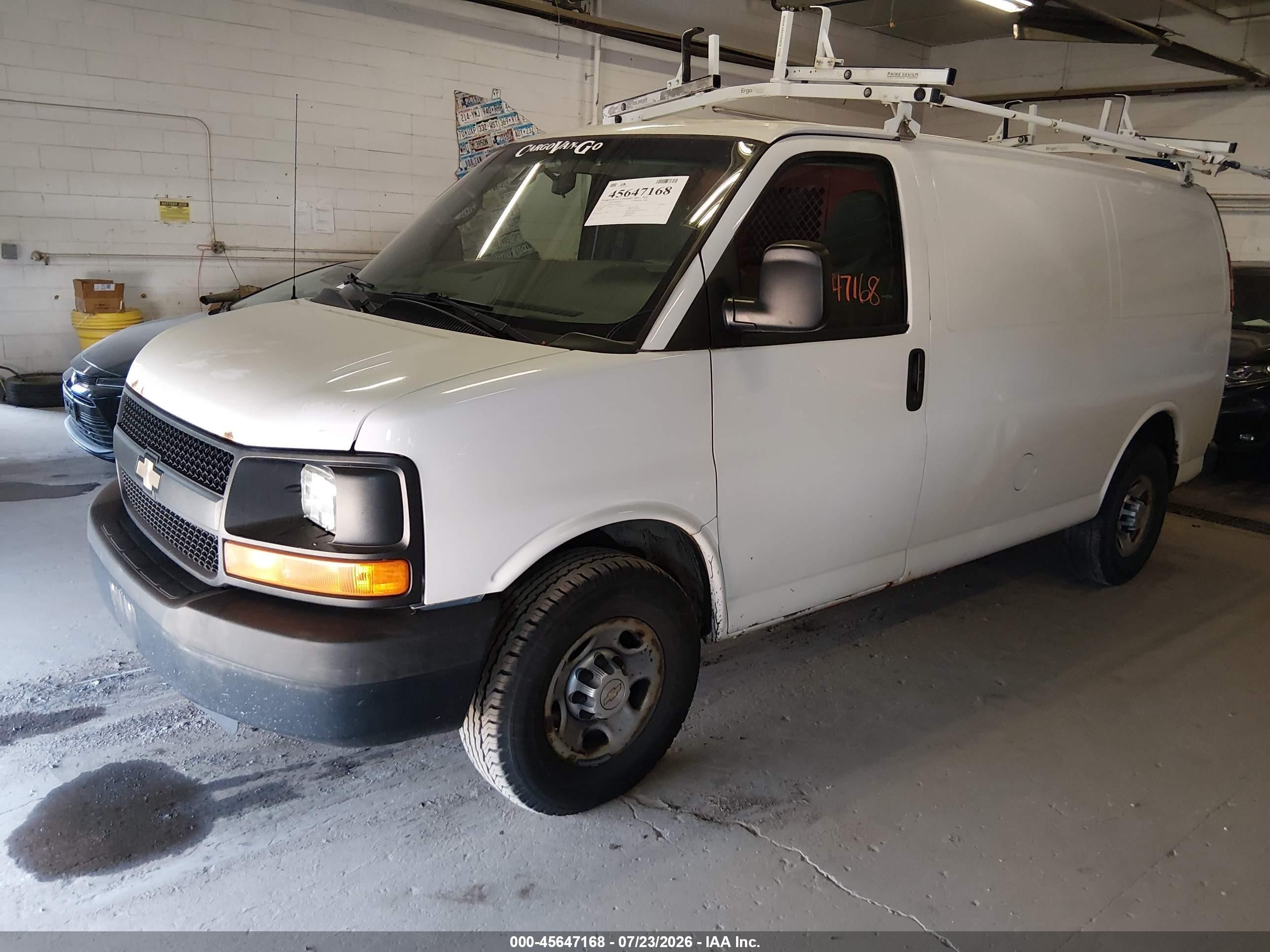 2013 Chevrolet Express 2500 Work Van White vin: 1GCWGFBA3D1186969