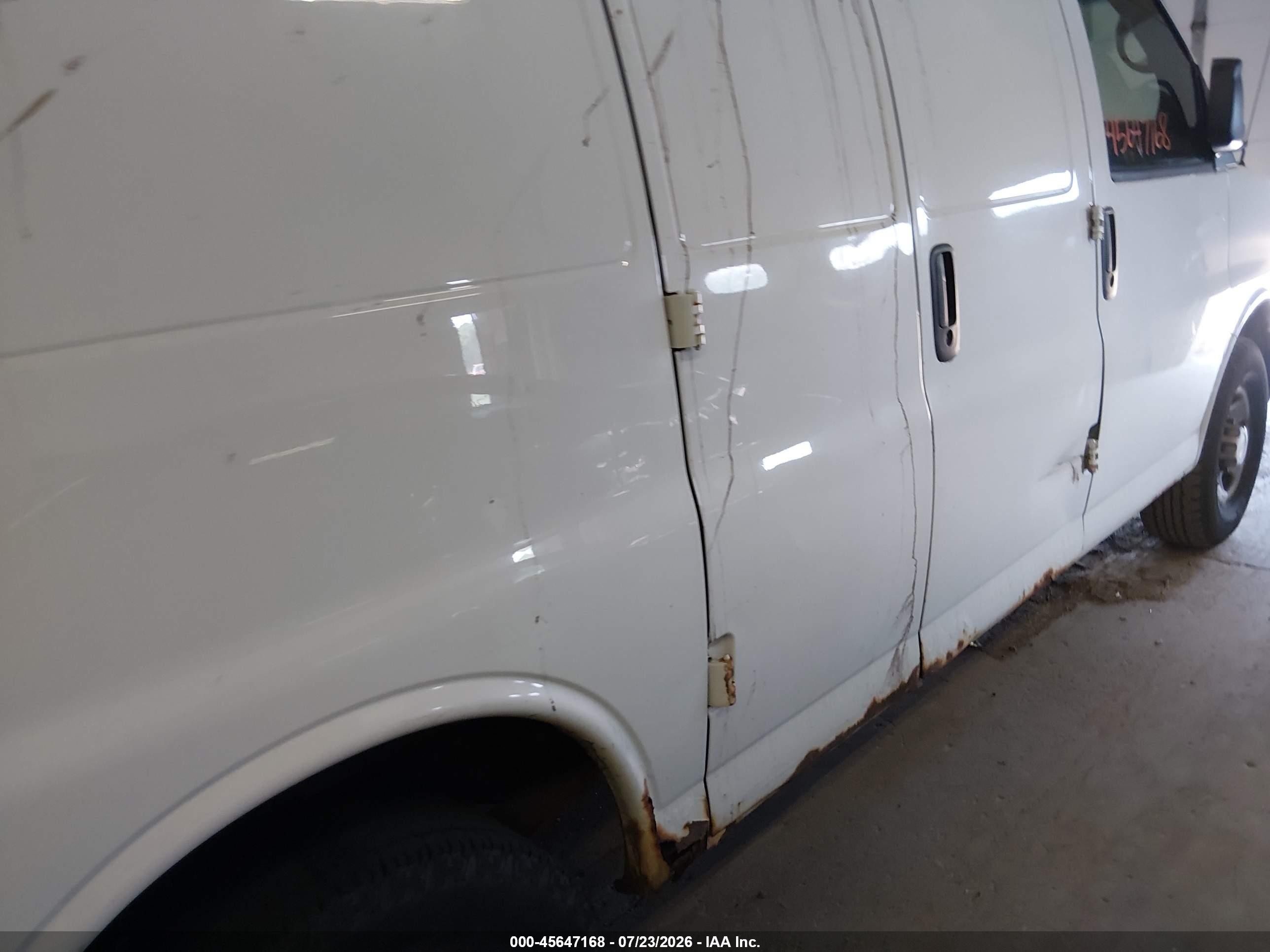 2013 Chevrolet Express 2500 Work Van White vin: 1GCWGFBA3D1186969