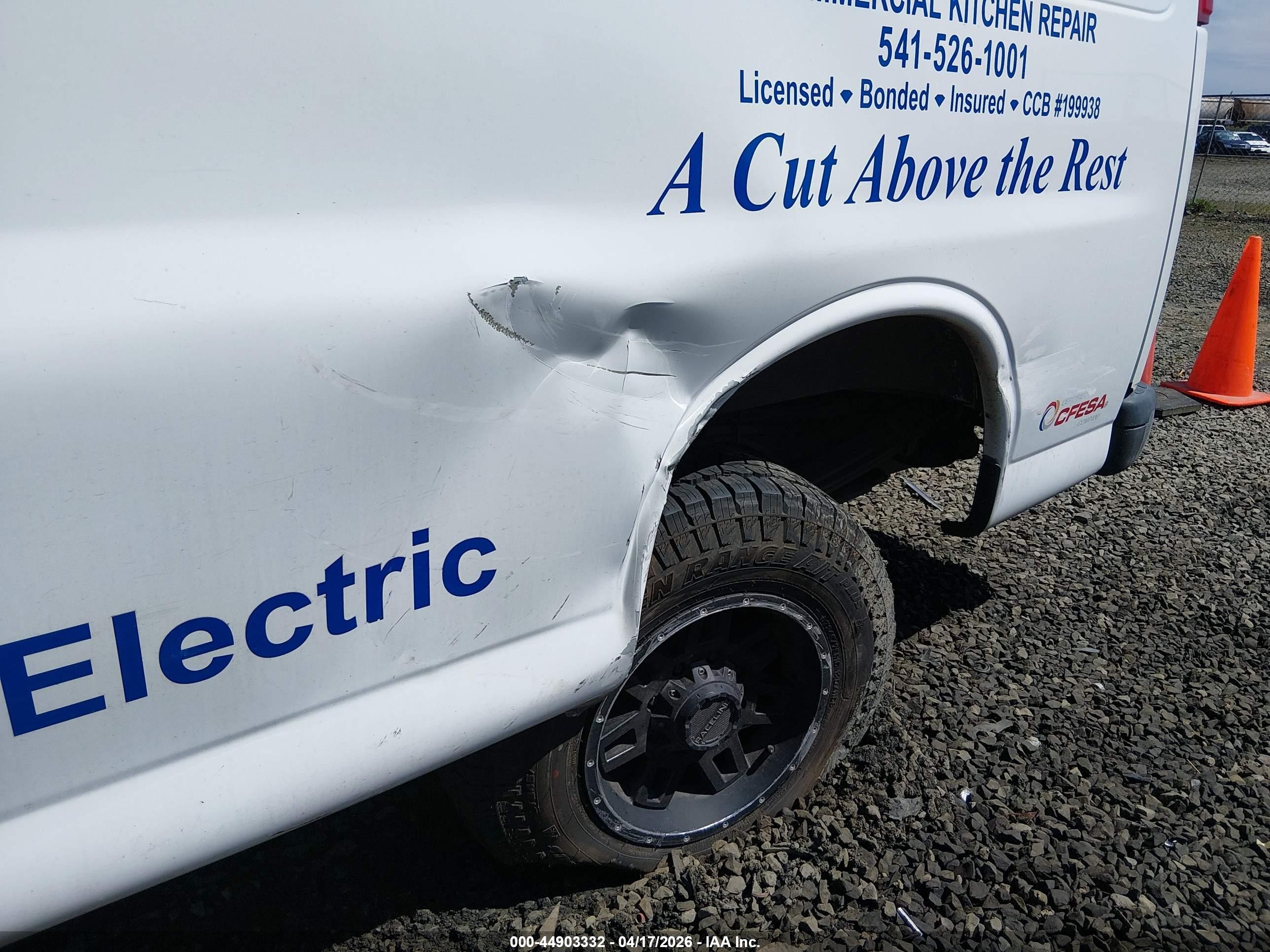 2013 Chevrolet Express 2500 Work Van White vin: 1GCWGFBA4D1101542