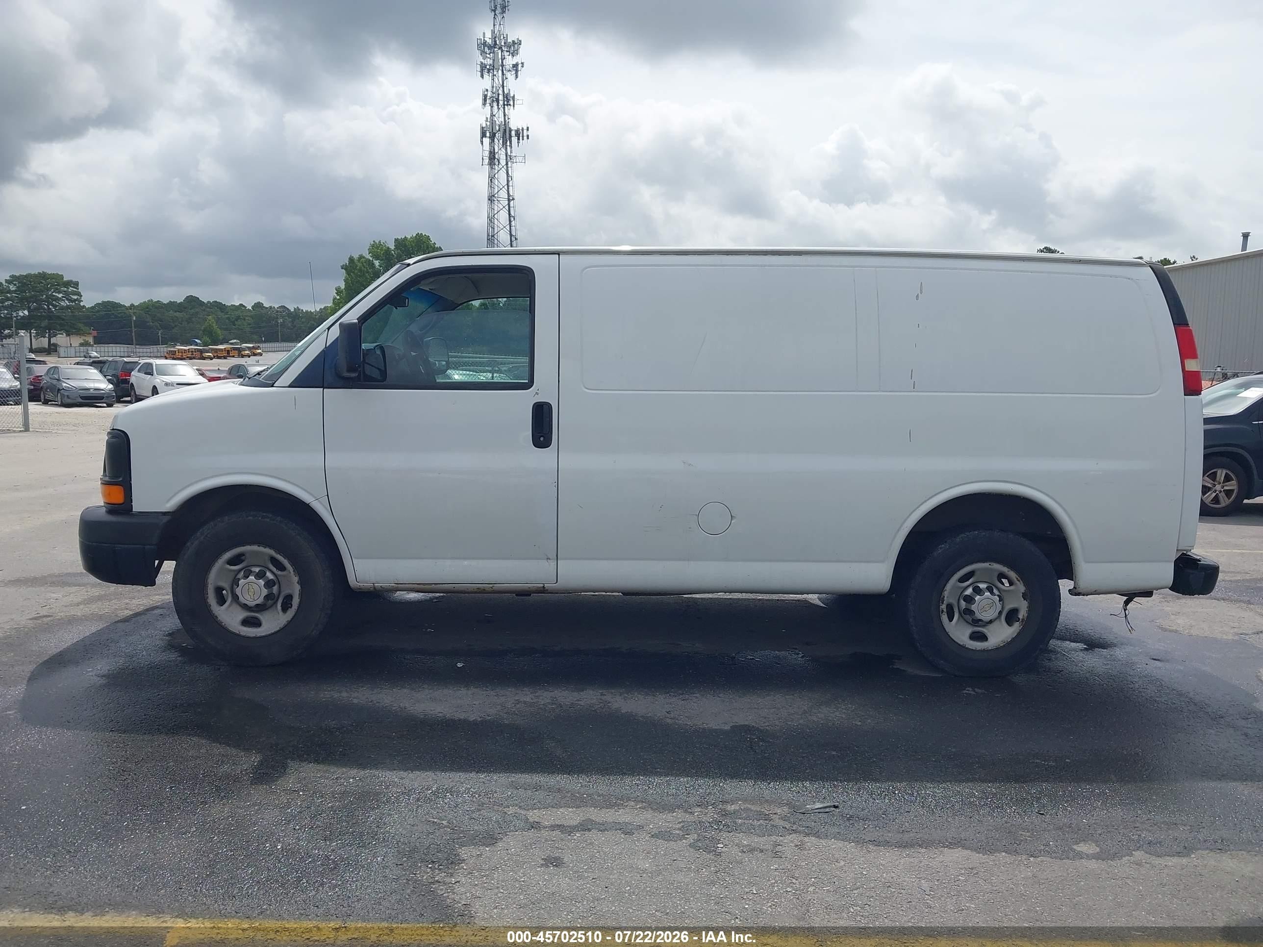 2013 Chevrolet Express 2500 Work Van White vin: 1GCWGFBA4D1179271