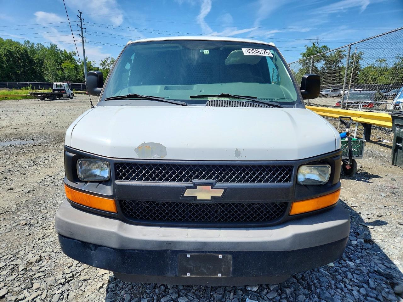 2013 Chevrolet Express G2500 White vin: 1GCWGFBA5D1102392