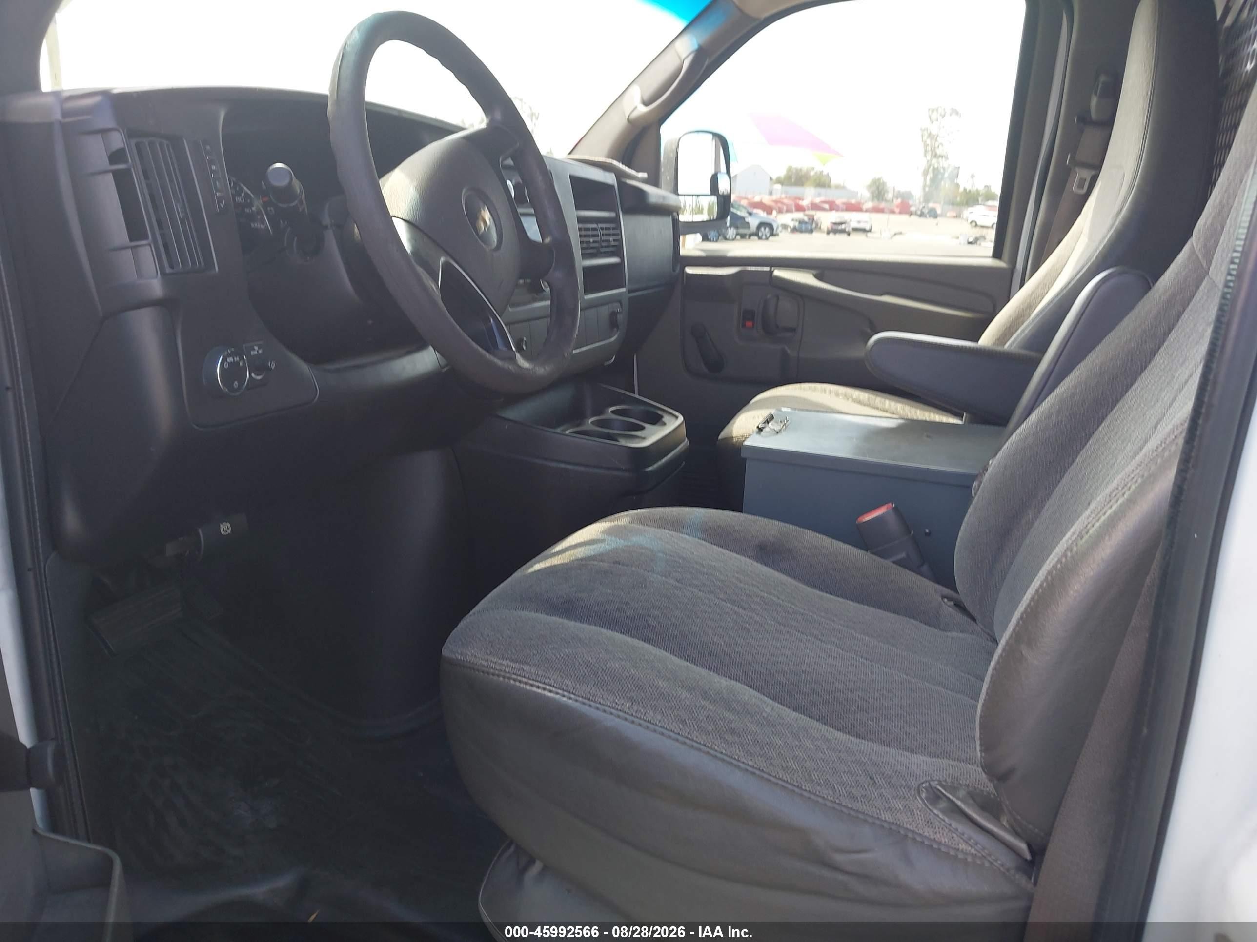 2013 Chevrolet Express 2500 Work Van White vin: 1GCWGFBA5D1153729