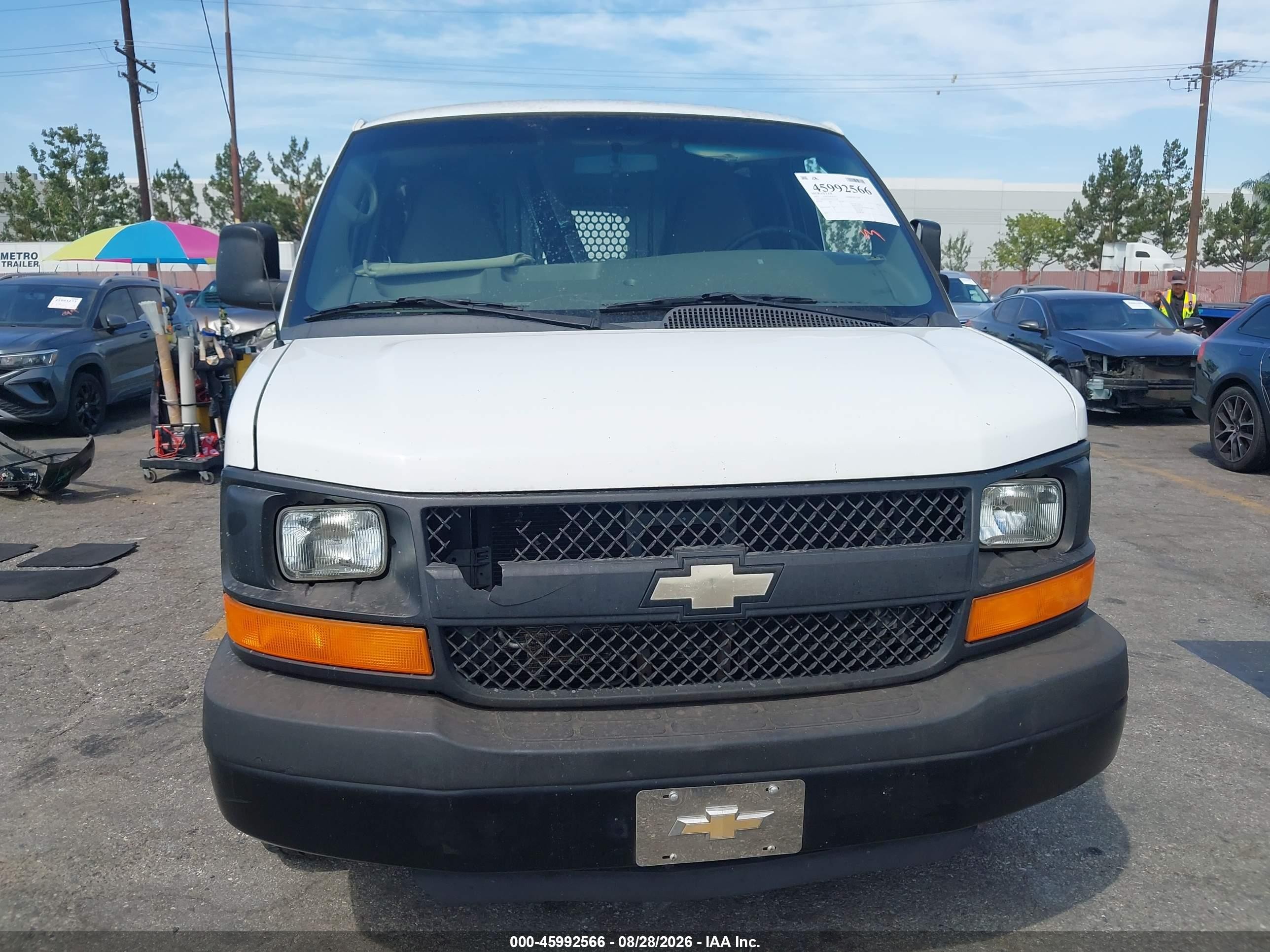 2013 Chevrolet Express 2500 Work Van White vin: 1GCWGFBA5D1153729