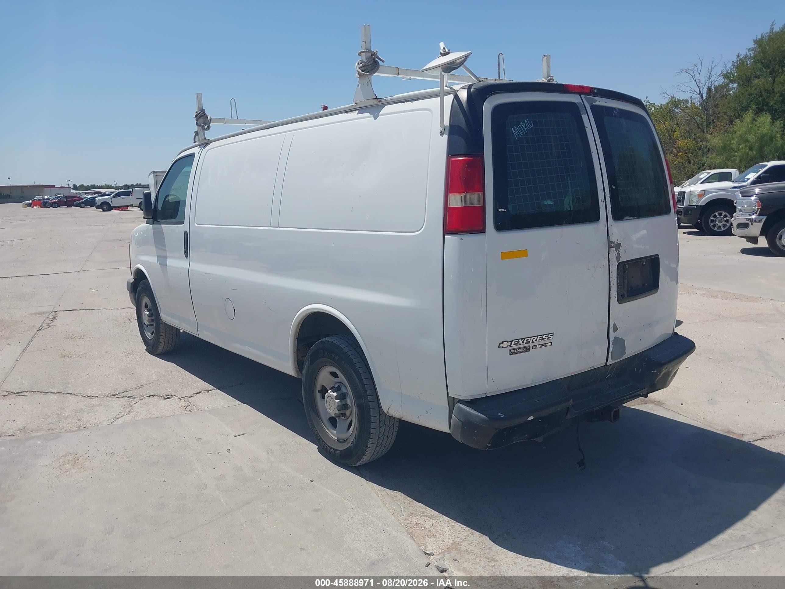 2012 Chevrolet Express 2500 Work Van Белый vin: 1GCWGFBA6C1165404