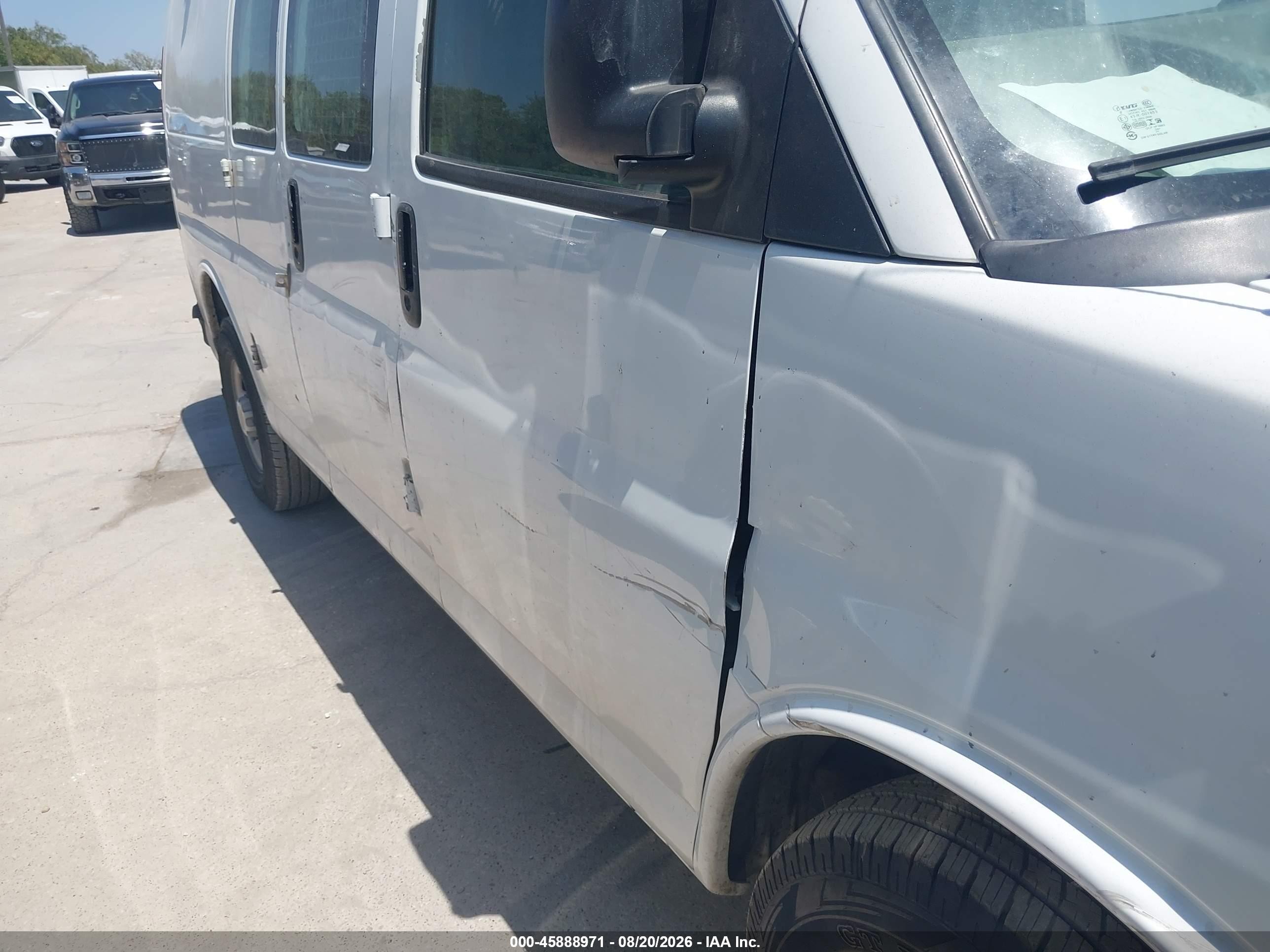 2012 Chevrolet Express 2500 Work Van Белый vin: 1GCWGFBA6C1165404