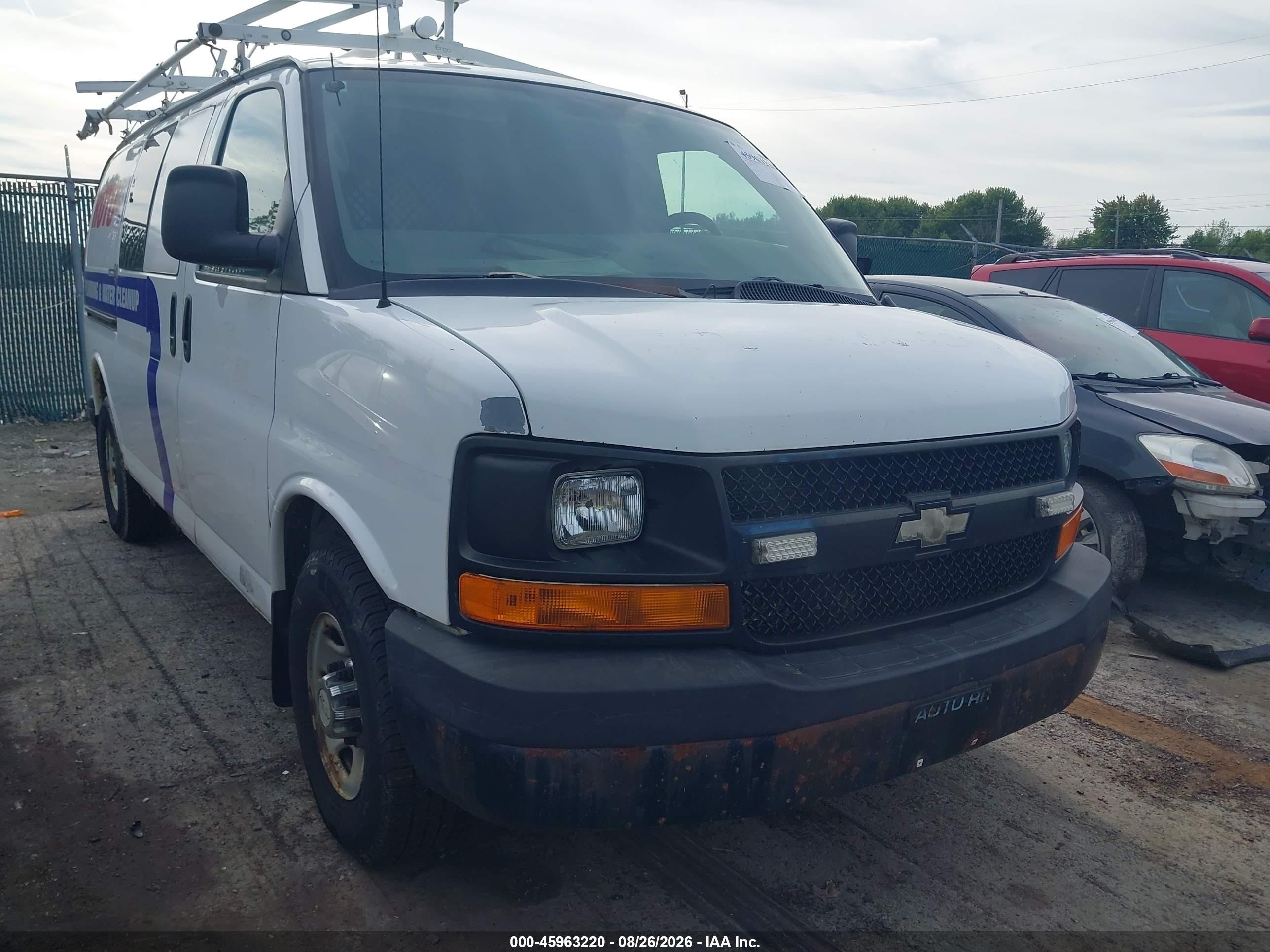 2011 Chevrolet Express 2500 Work Van White vin: 1GCWGFBA7B1169413