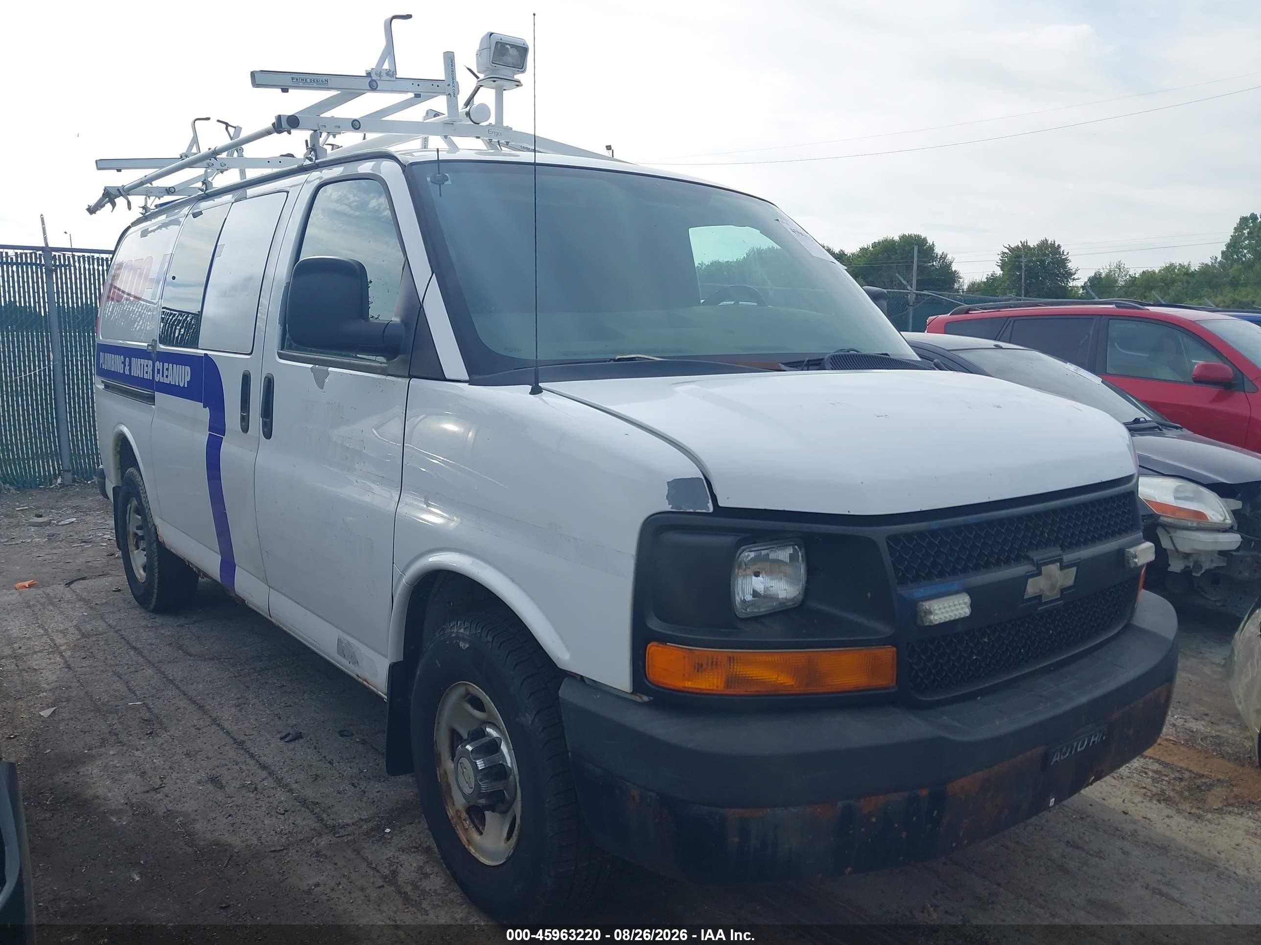 2011 Chevrolet Express 2500 Work Van White vin: 1GCWGFBA7B1169413