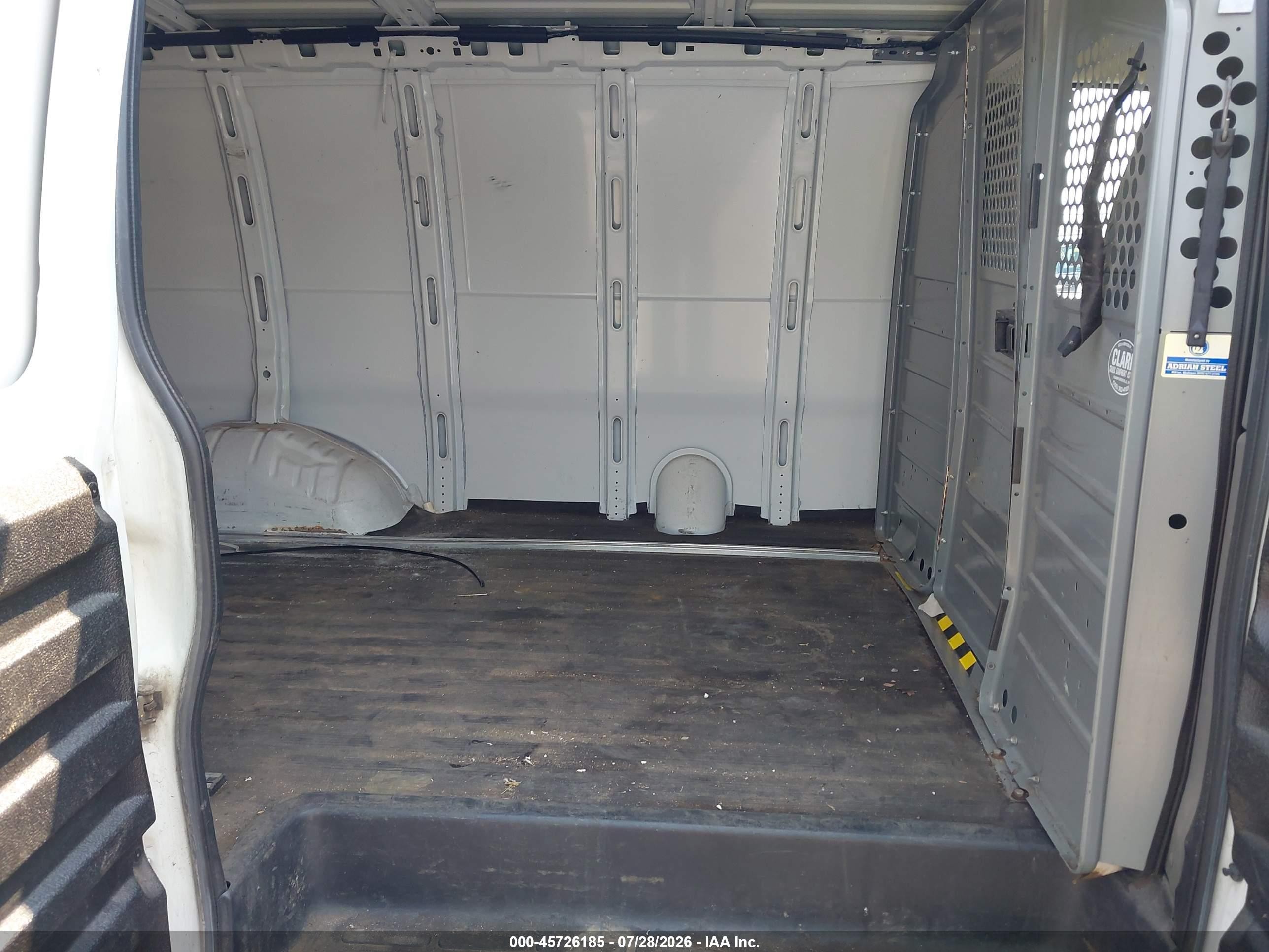 2013 Chevrolet Express 2500 Work Van Белый vin: 1GCWGFBA8D1130297
