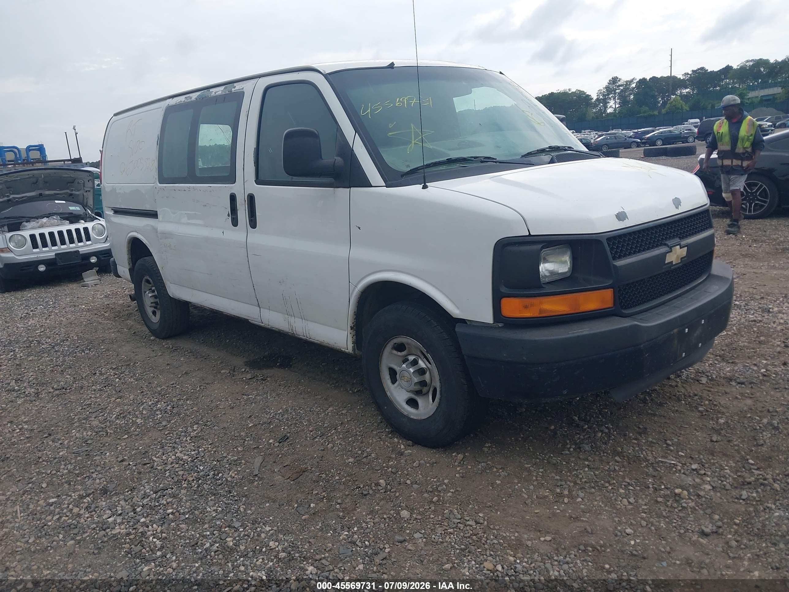 2011 Chevrolet Express 2500 Work Van White vin: 1GCWGFCA0B1127244