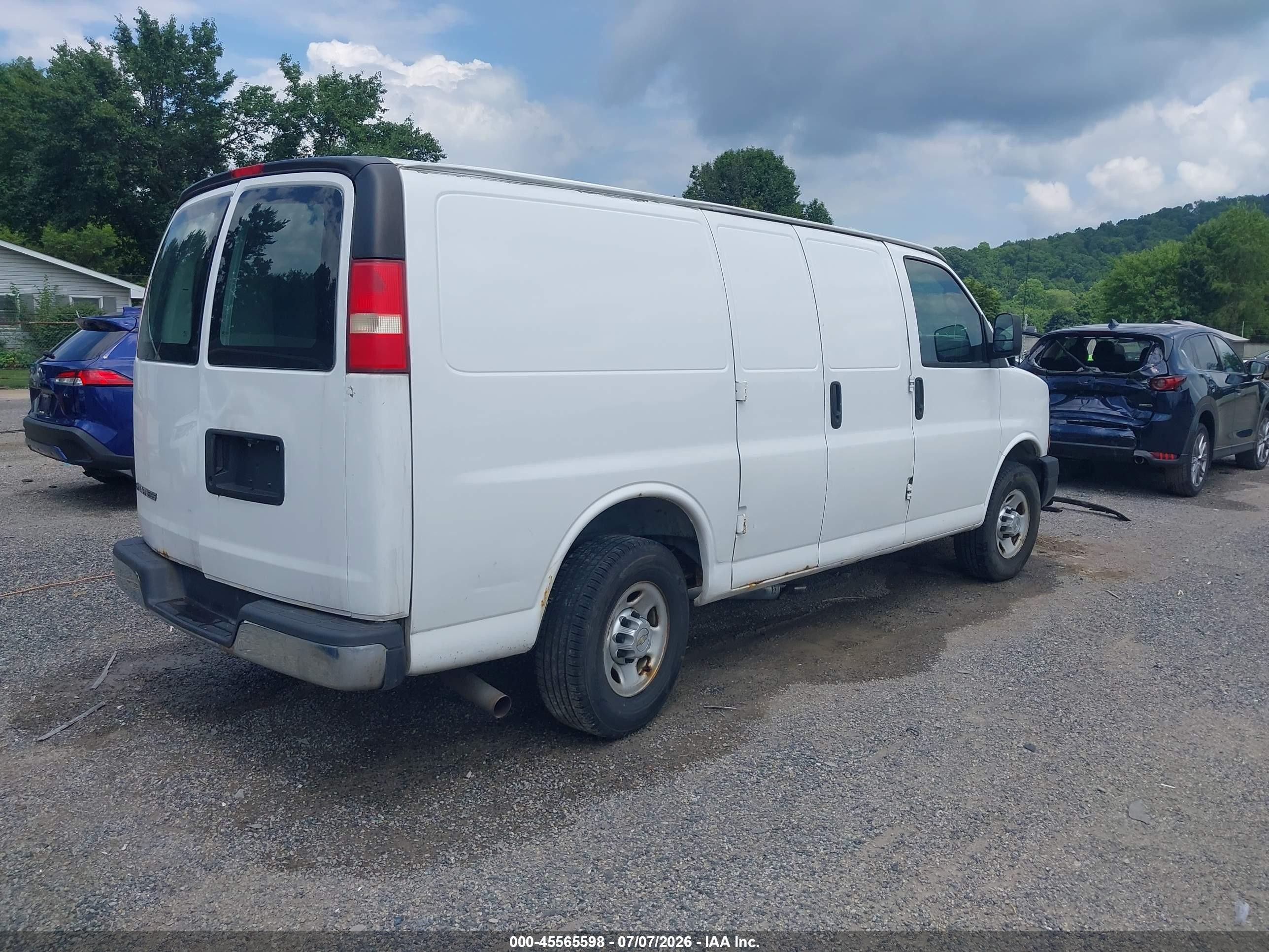 2013 Chevrolet Express 2500 Work Van White vin: 1GCWGFCA0D1112701