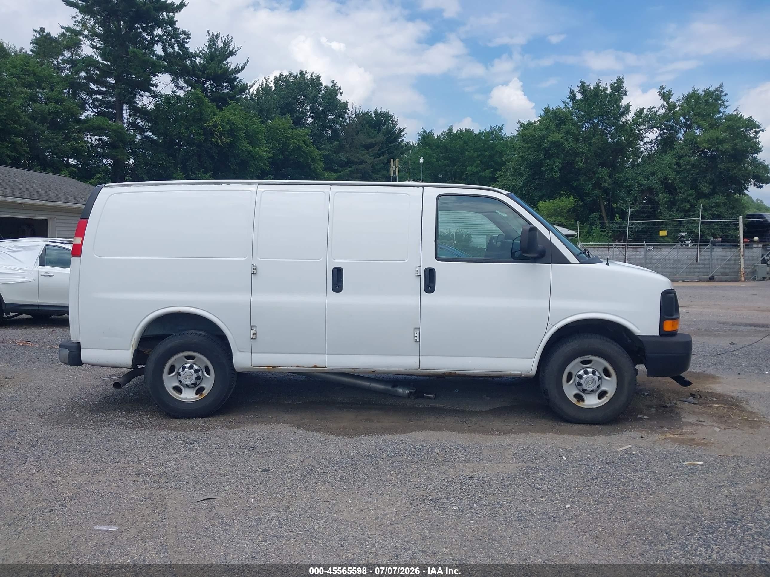 2013 Chevrolet Express 2500 Work Van White vin: 1GCWGFCA0D1112701