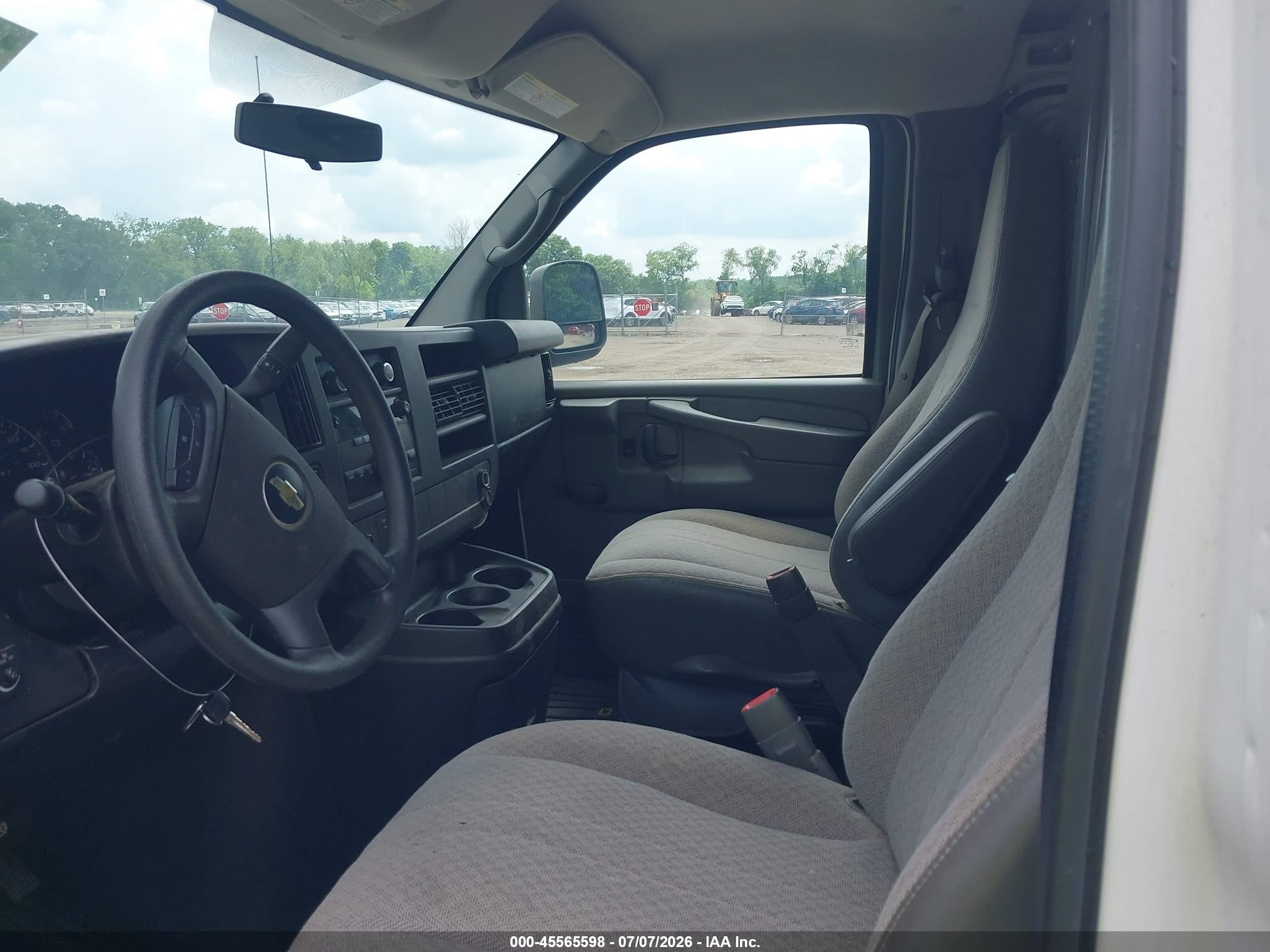 2013 Chevrolet Express 2500 Work Van White vin: 1GCWGFCA0D1112701