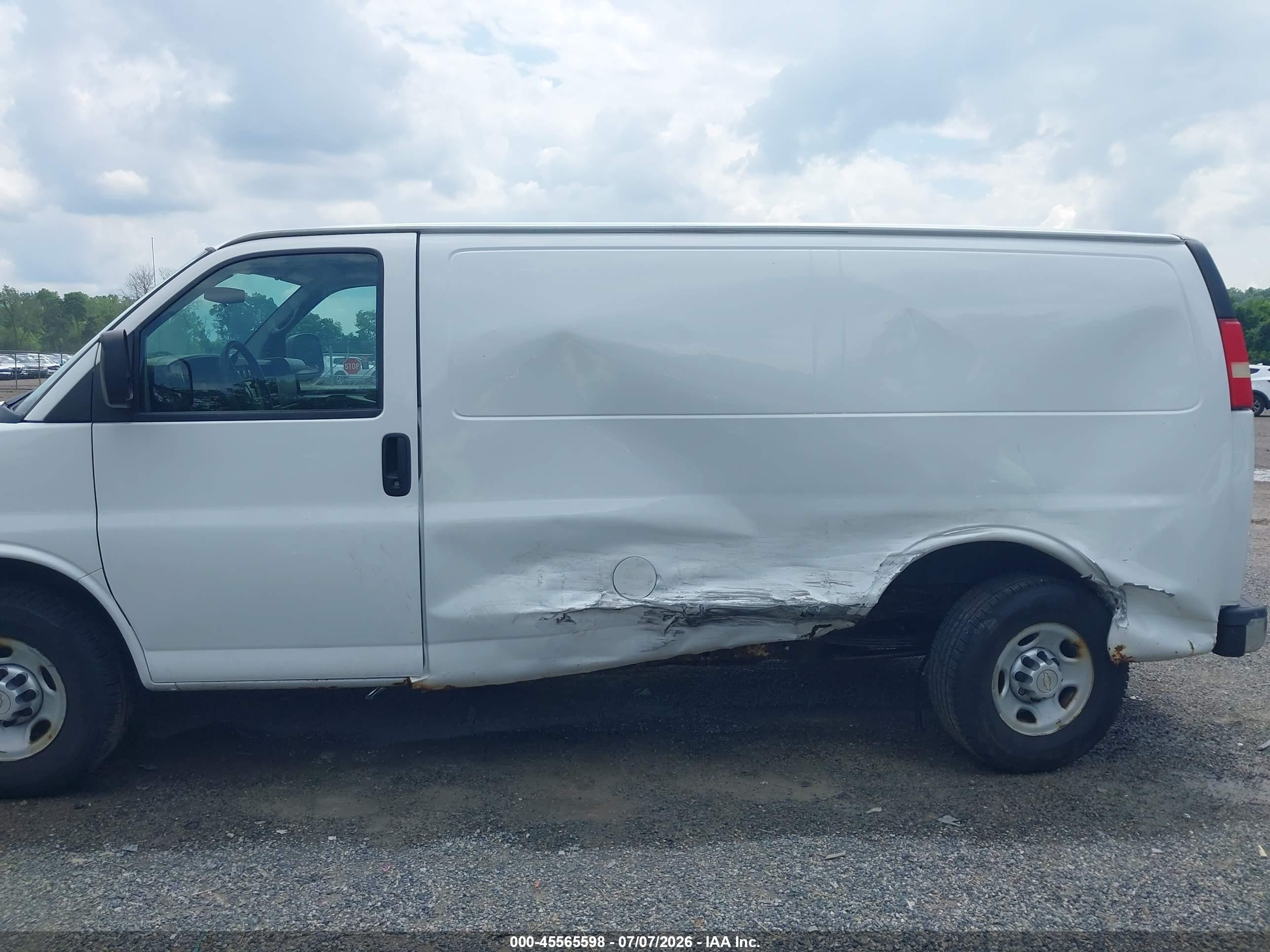 2013 Chevrolet Express 2500 Work Van White vin: 1GCWGFCA0D1112701