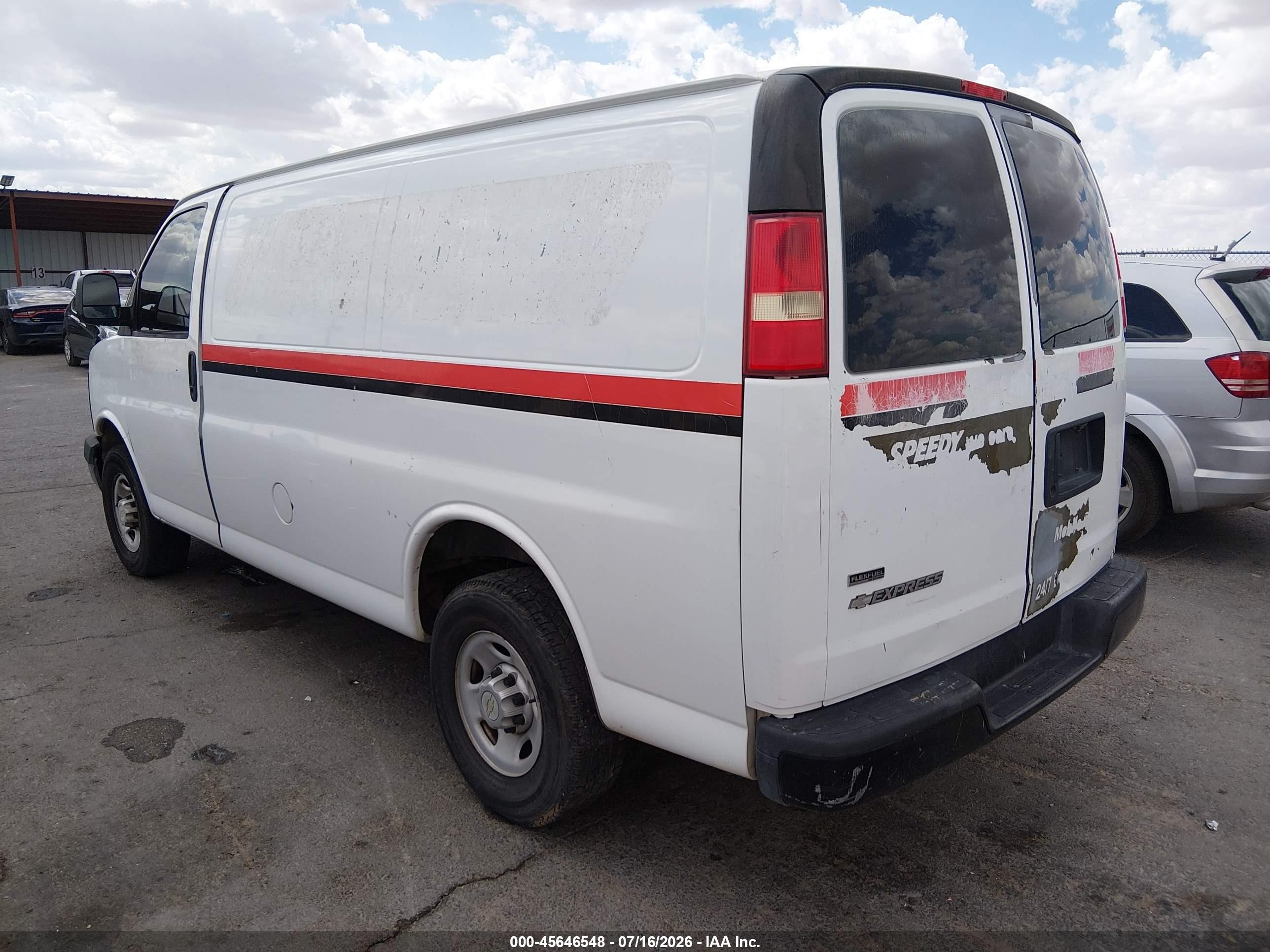2011 Chevrolet Express 2500 Work Van Белый vin: 1GCWGFCA1B1113918