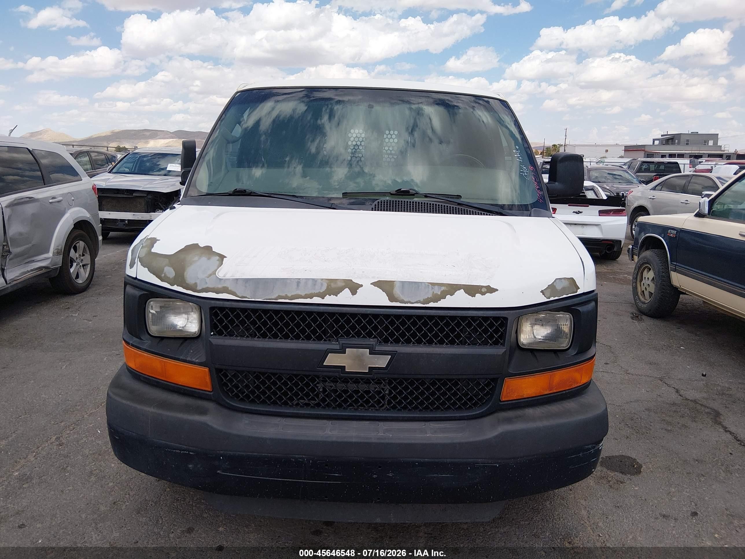 2011 Chevrolet Express 2500 Work Van Белый vin: 1GCWGFCA1B1113918