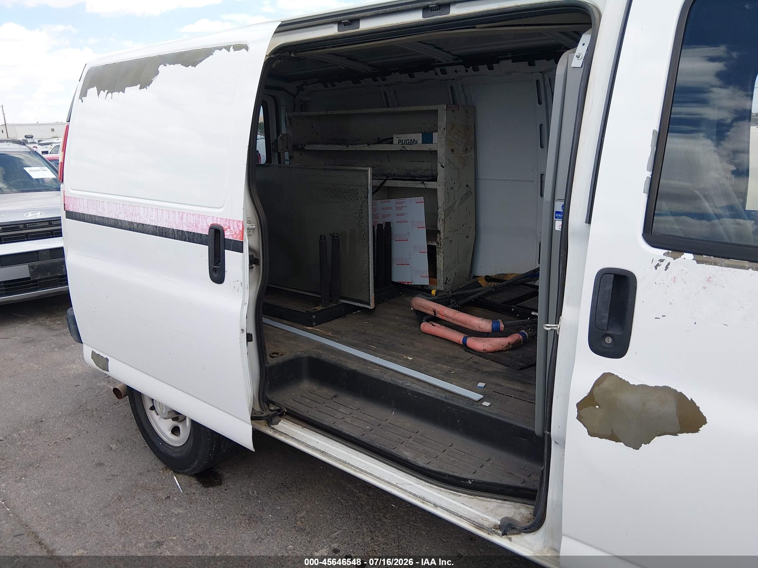 2011 Chevrolet Express 2500 Work Van Белый vin: 1GCWGFCA1B1113918