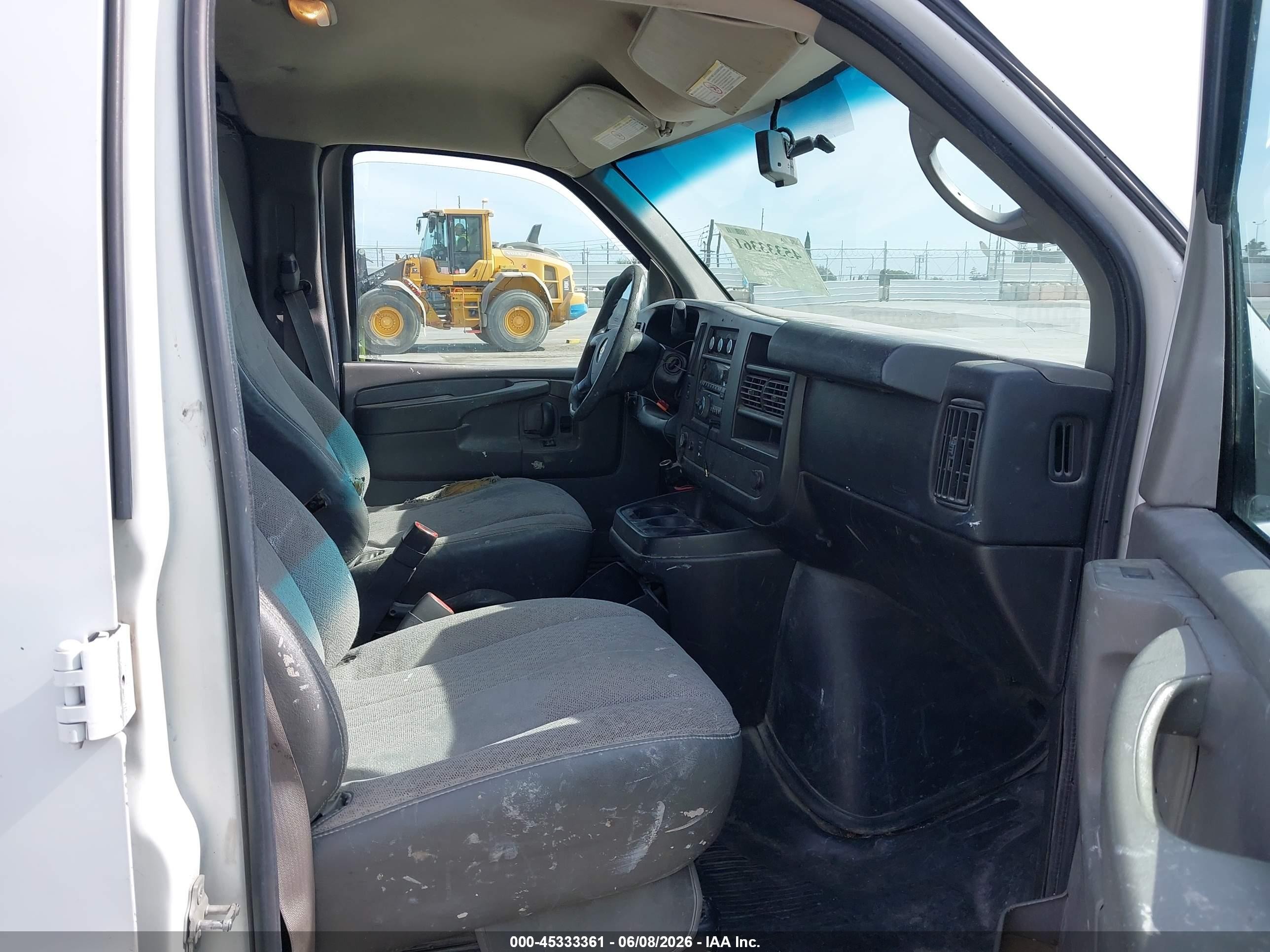 2013 Chevrolet Express 2500 Work Van White vin: 1GCWGFCA1D1132729