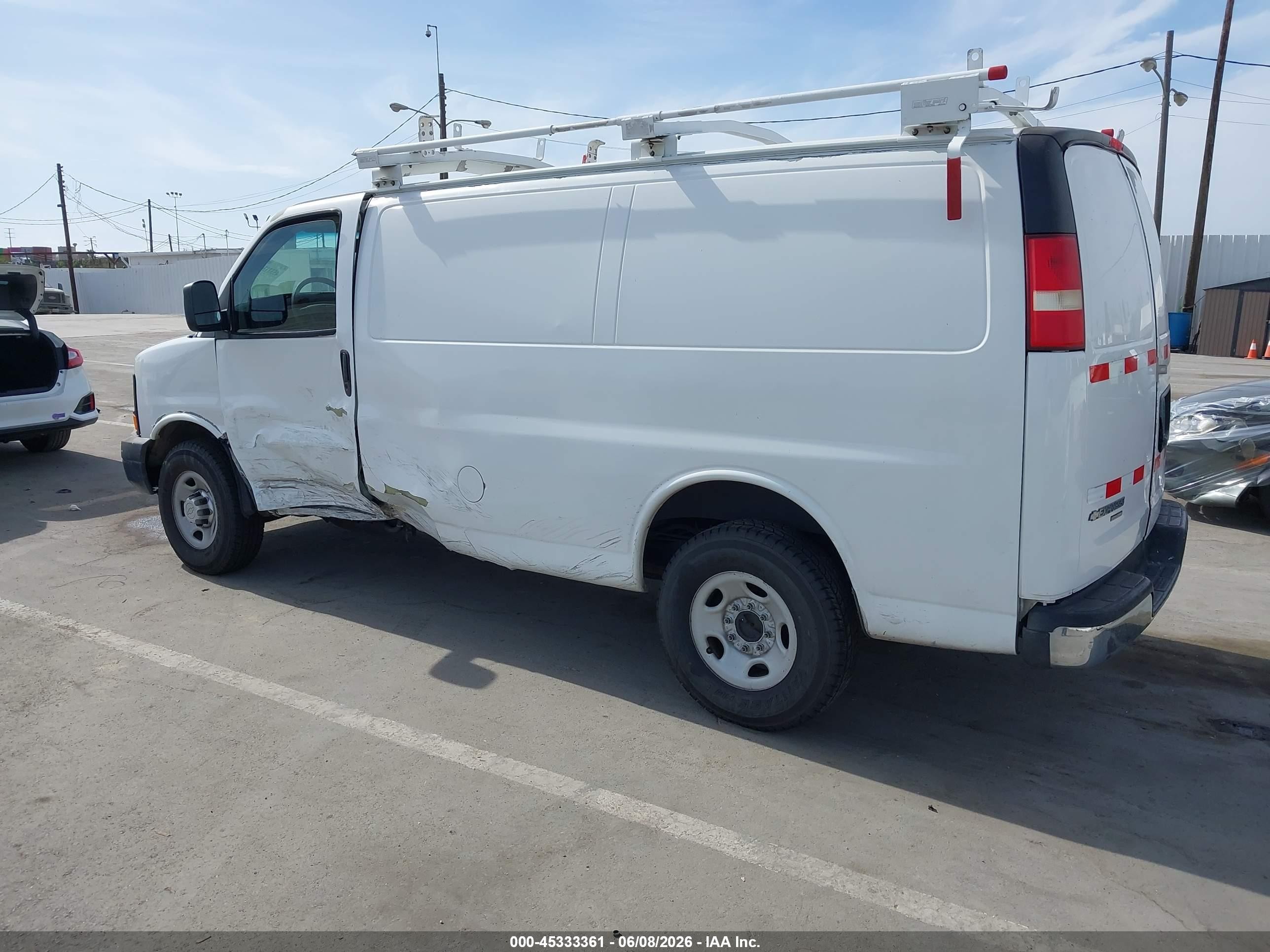 2013 Chevrolet Express 2500 Work Van White vin: 1GCWGFCA1D1132729