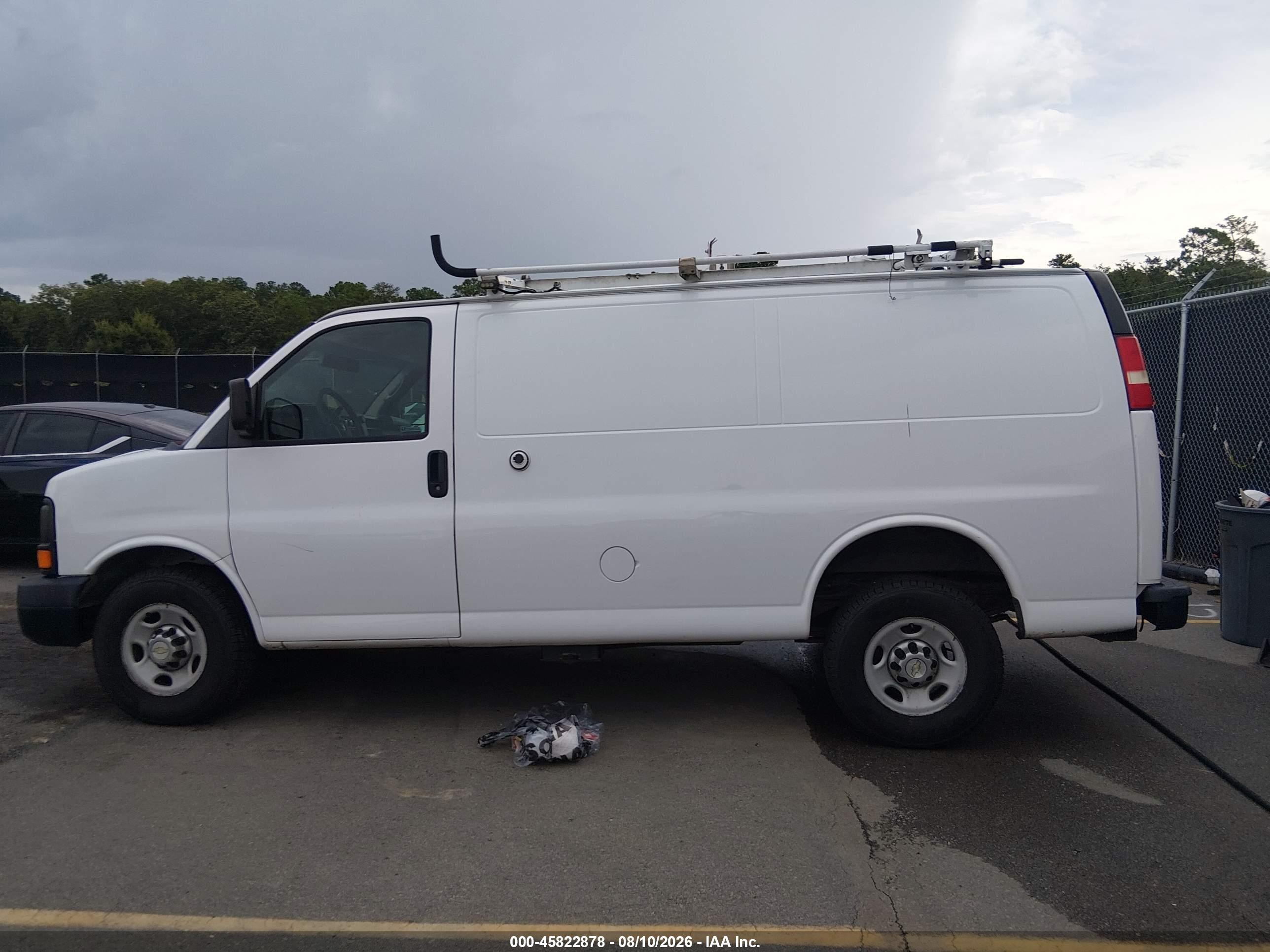 2013 Chevrolet Express 2500 Work Van White vin: 1GCWGFCA1D1146808