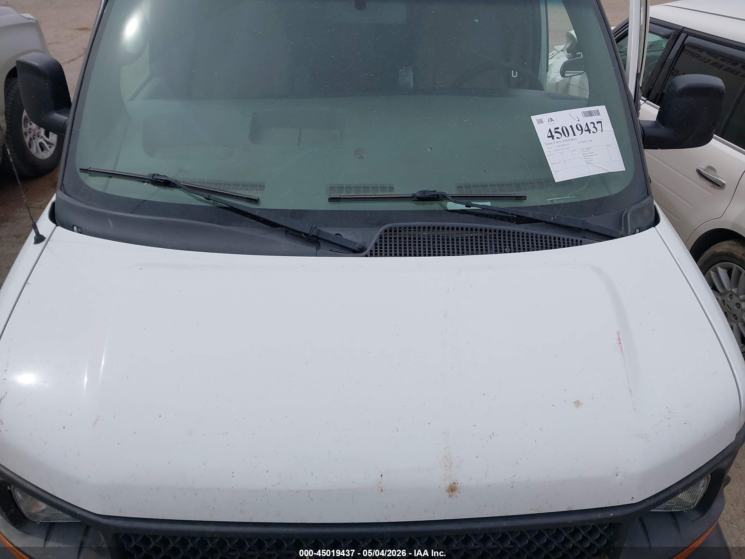 2014 Chevrolet Express 2500 Work Van Белый vin: 1GCWGFCA1E1147054