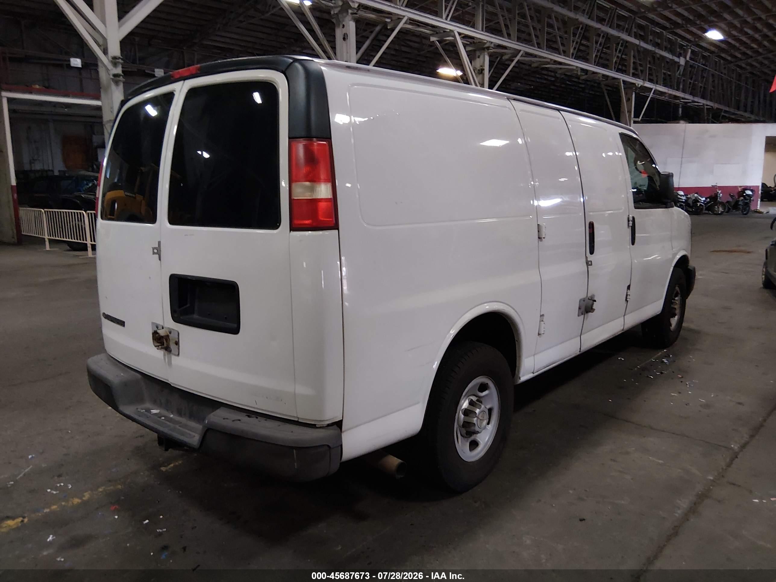2014 Chevrolet Express 2500 Work Van White vin: 1GCWGFCA1E1151590