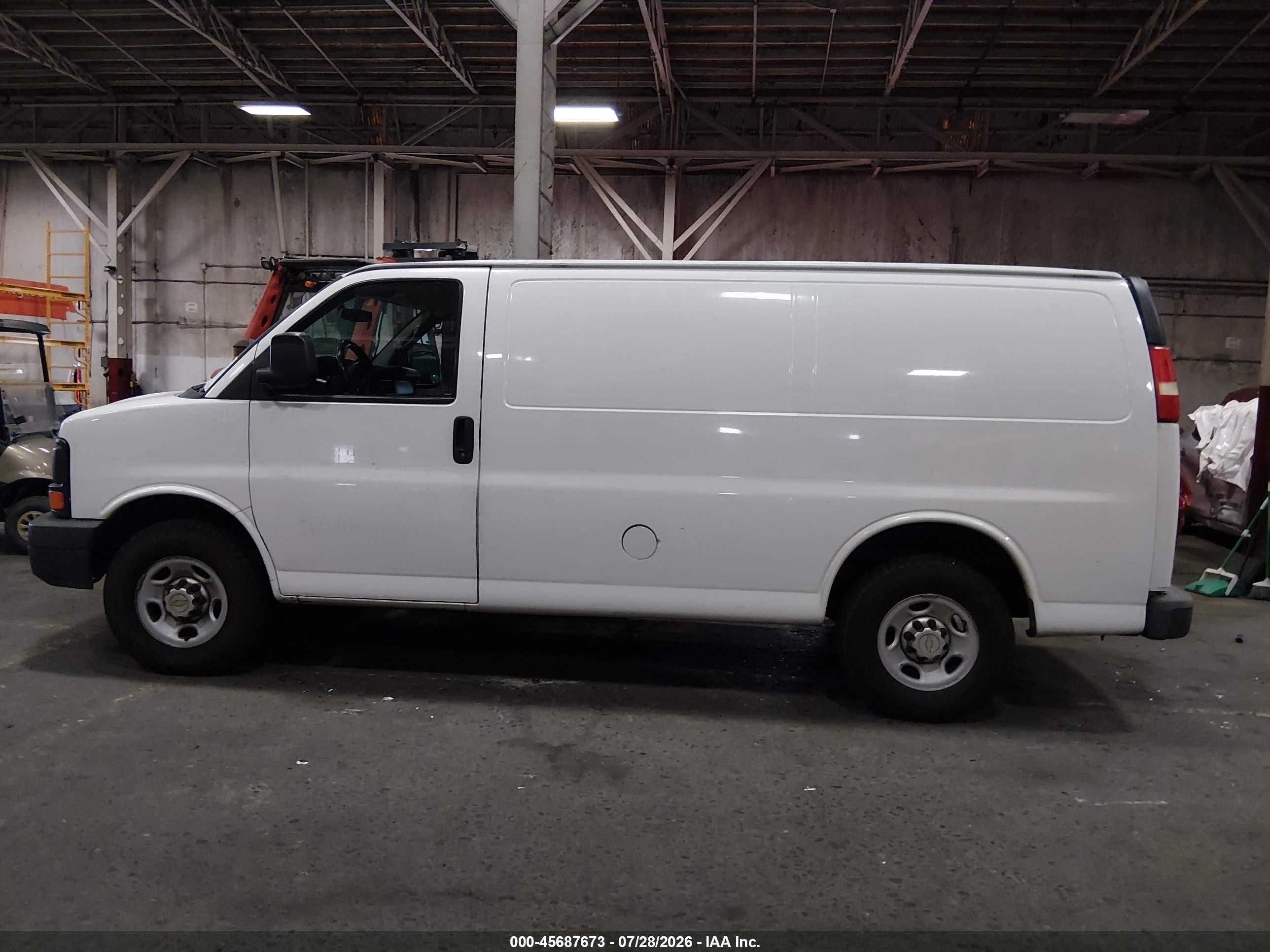 2014 Chevrolet Express 2500 Work Van White vin: 1GCWGFCA1E1151590