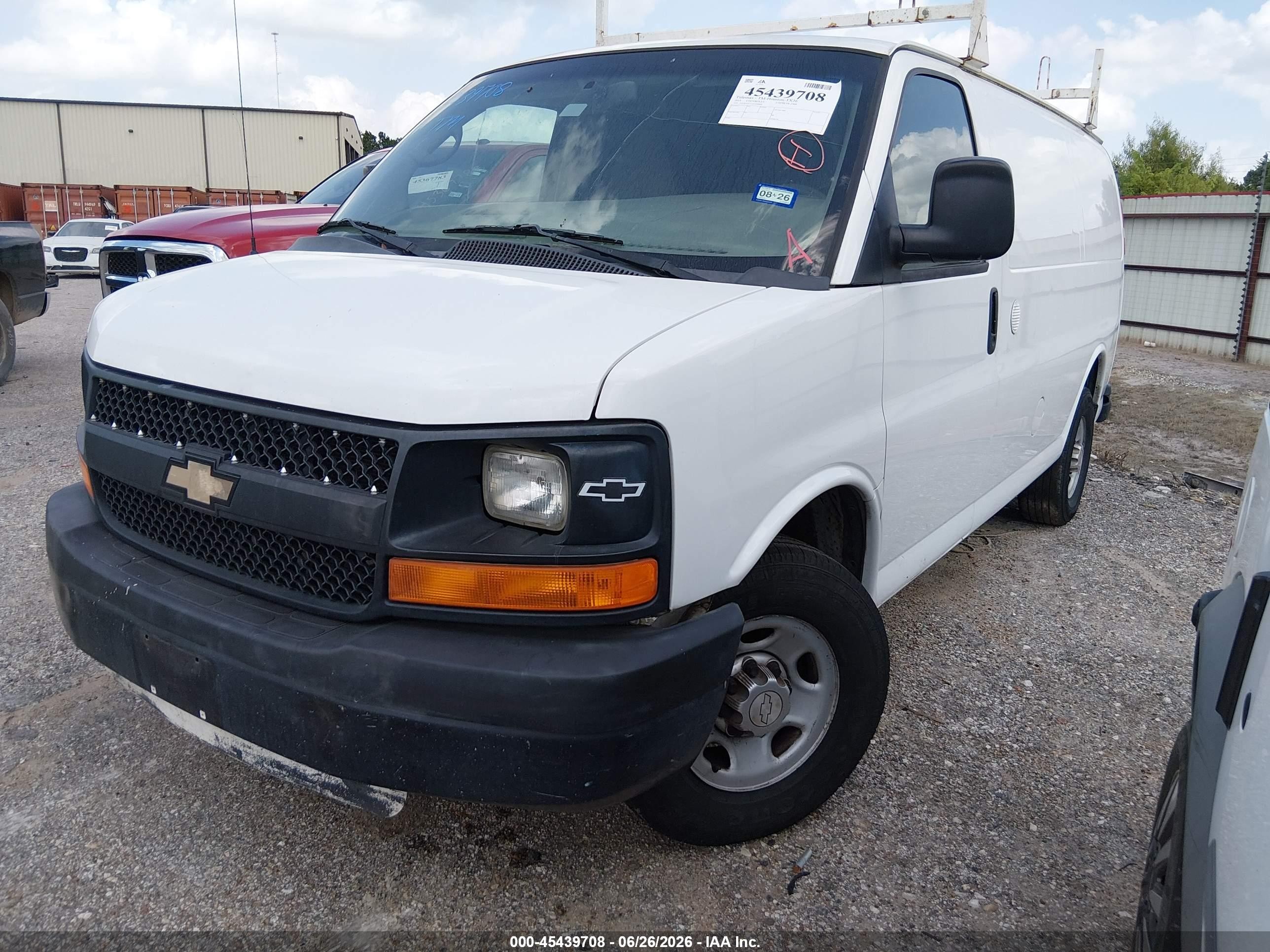 2014 Chevrolet Express 2500 Work Van White vin: 1GCWGFCA1E1209844
