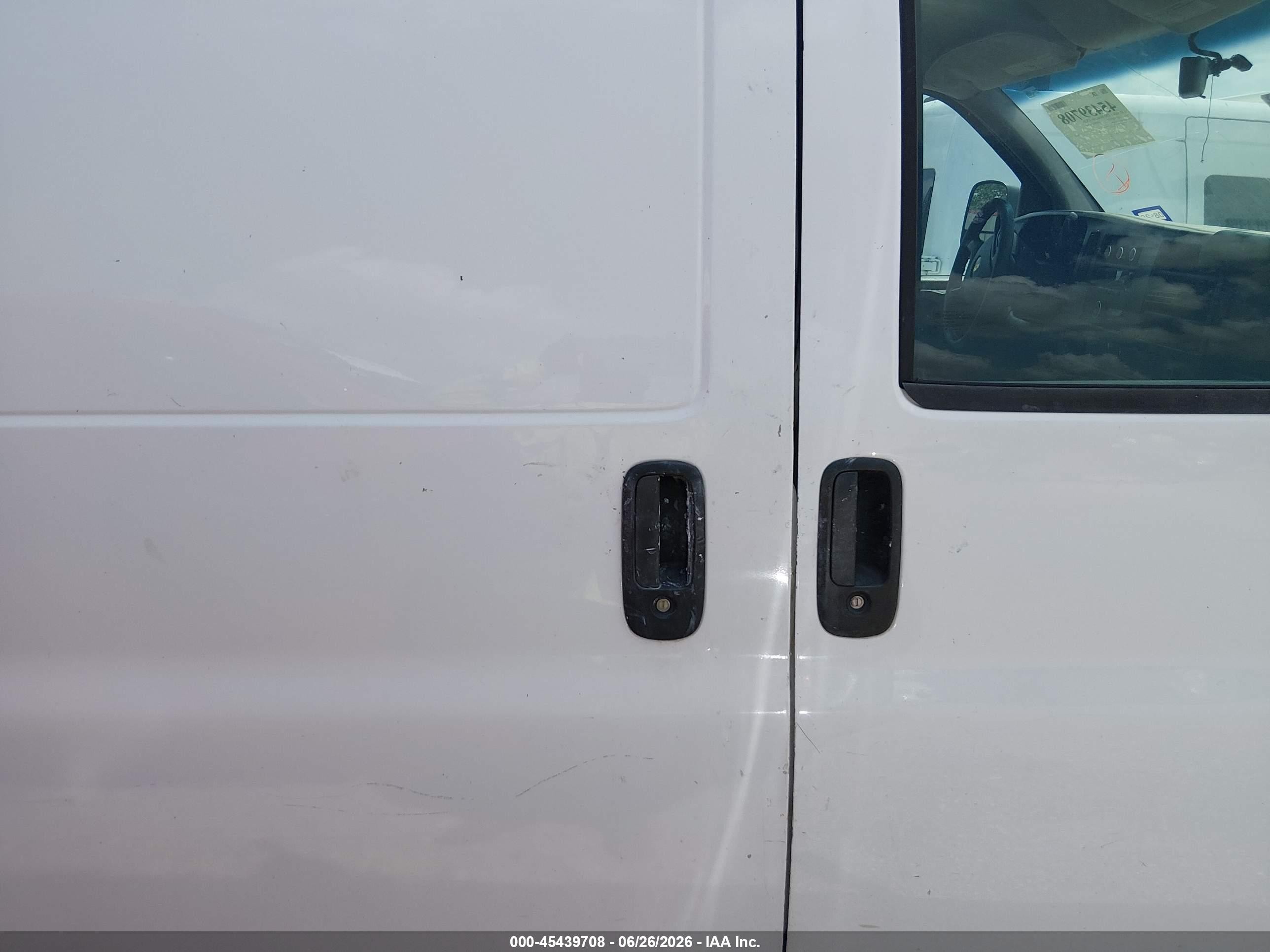 2014 Chevrolet Express 2500 Work Van White vin: 1GCWGFCA1E1209844