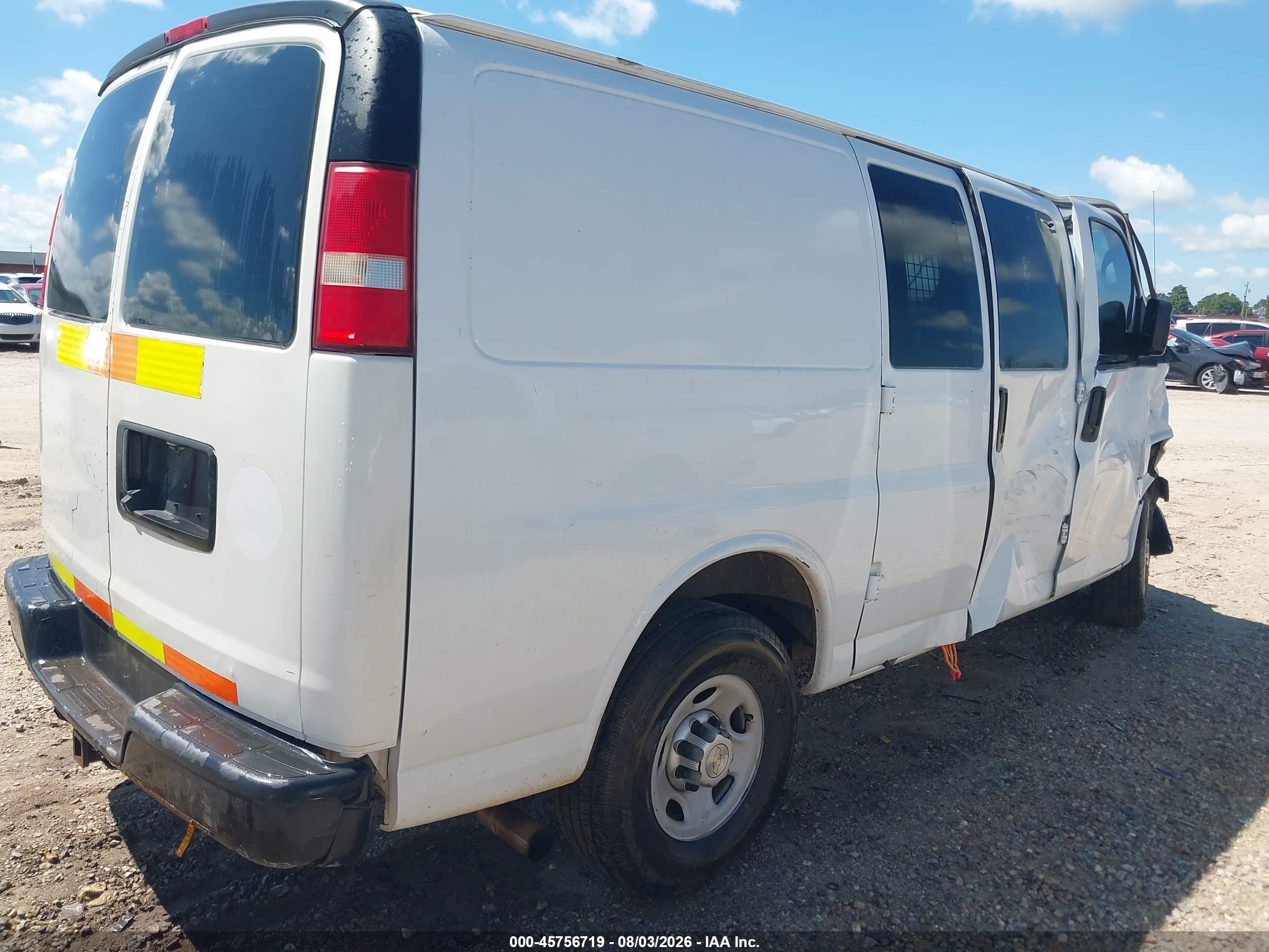 2013 Chevrolet Express 2500 Work Van White vin: 1GCWGFCA2D1902727