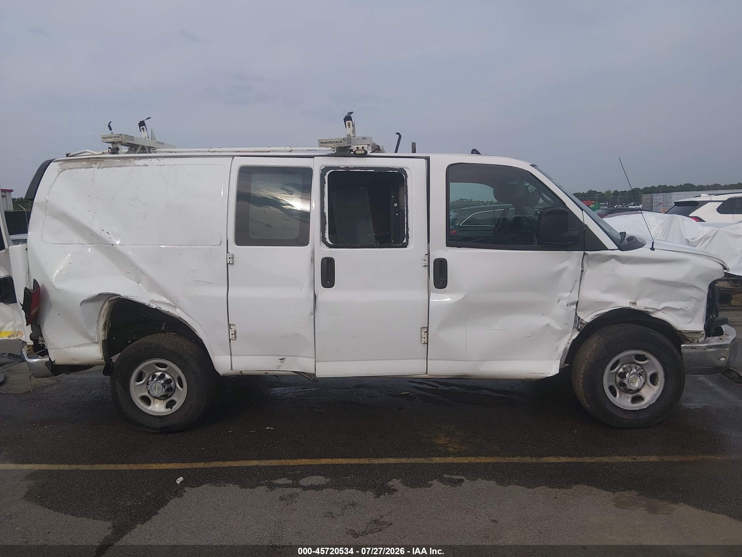 2014 Chevrolet Express 2500 Work Van Белый vin: 1GCWGFCA2E1159732