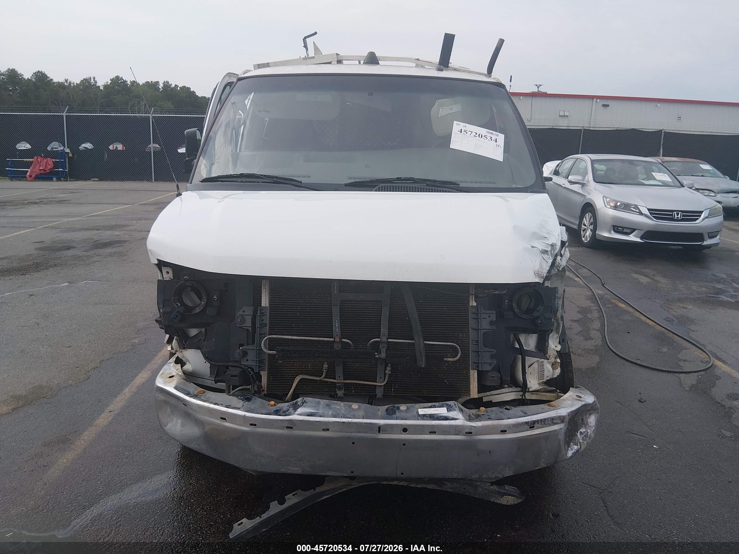2014 Chevrolet Express 2500 Work Van Белый vin: 1GCWGFCA2E1159732