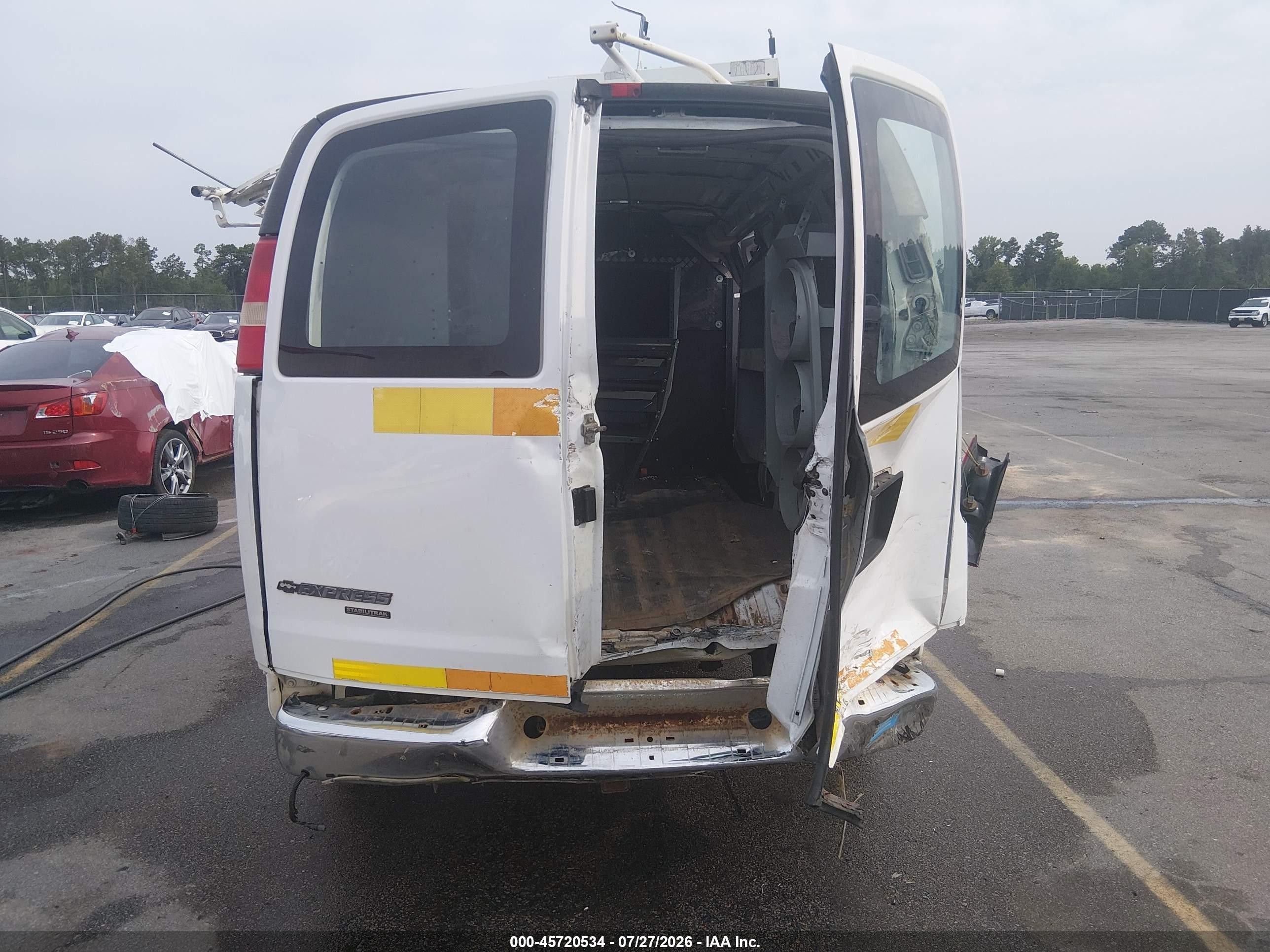 2014 Chevrolet Express 2500 Work Van Белый vin: 1GCWGFCA2E1159732