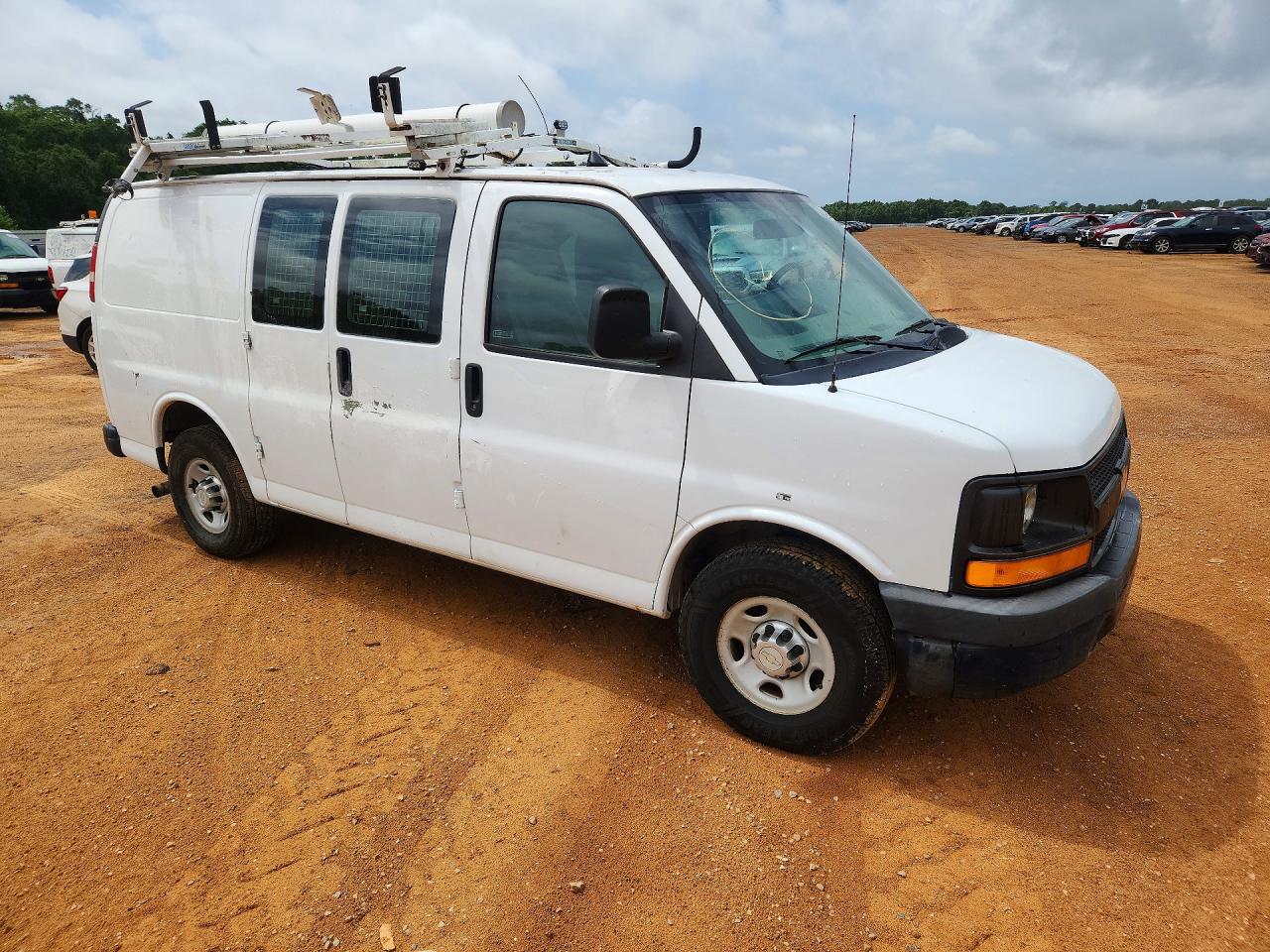 2013 Chevrolet Express G2500 White vin: 1GCWGFCA3D1903322
