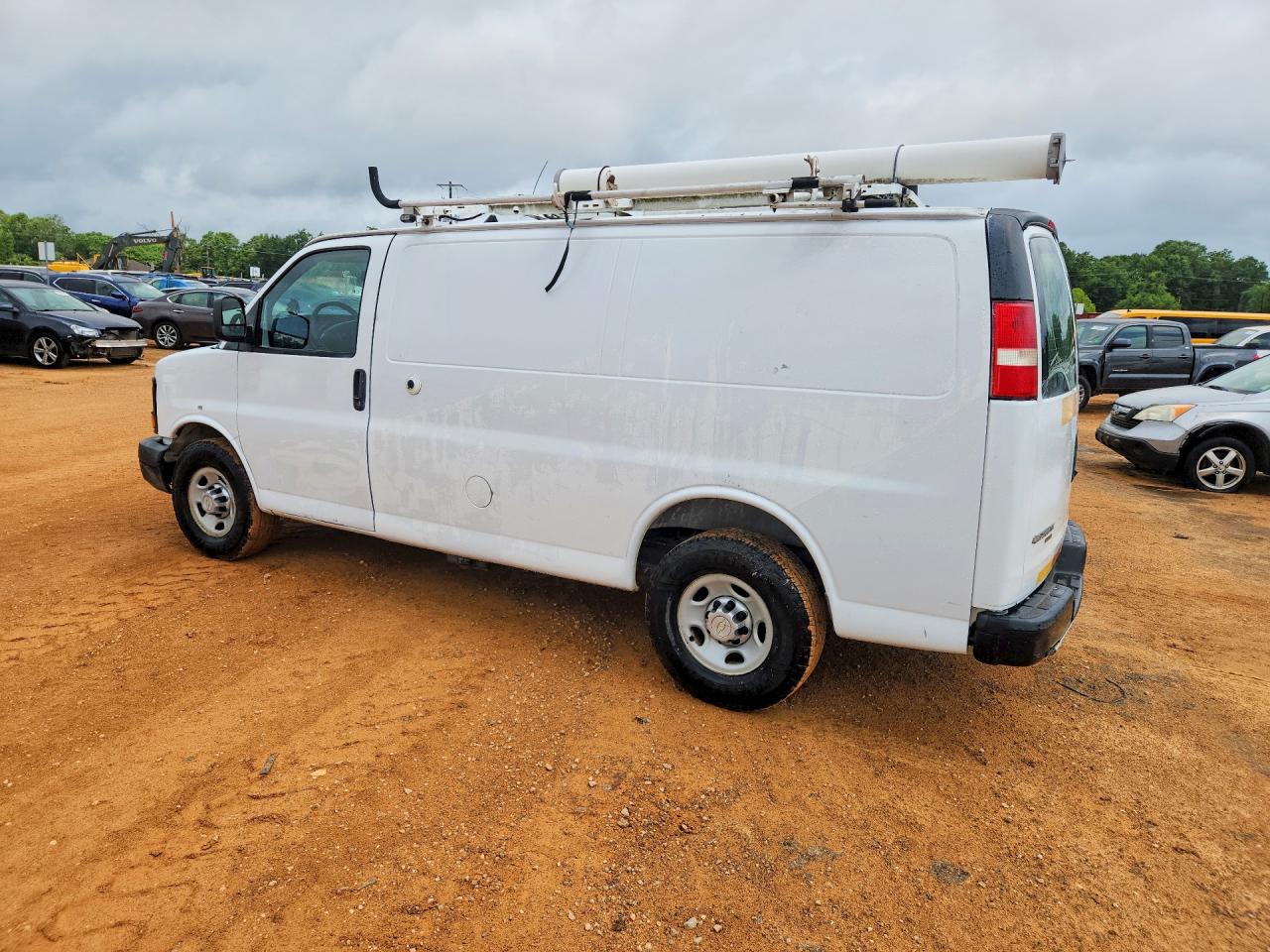 2013 Chevrolet Express G2500 White vin: 1GCWGFCA3D1903322